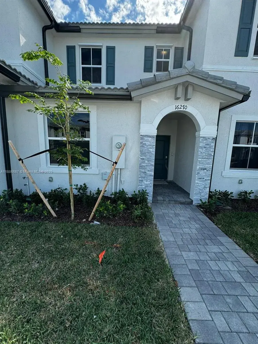 16270 SW 292nd St, Homestead FL 33033