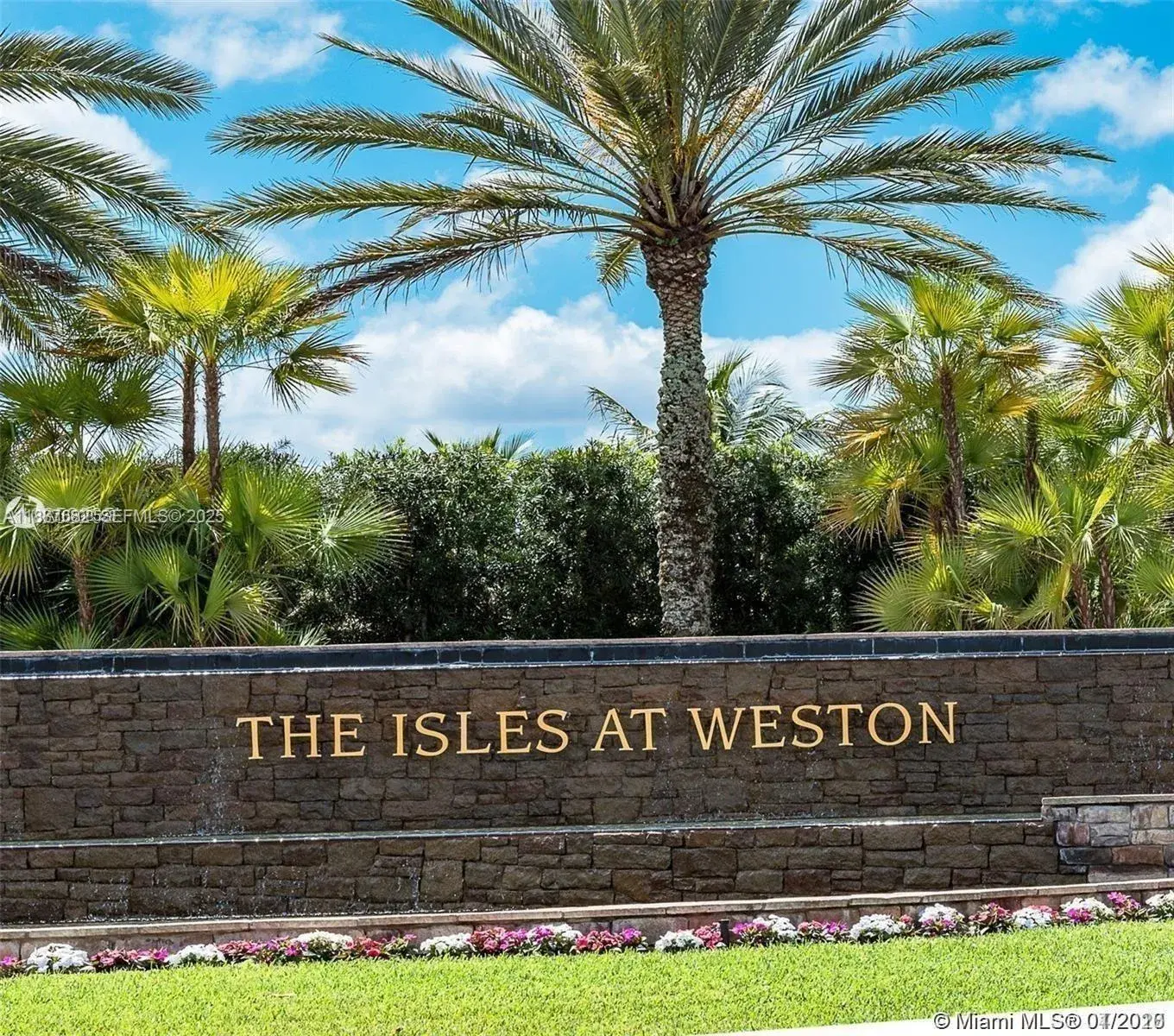 4 bedroom 3 bath Residential for sale at 4337 Laurel Pl, Weston FL 33332