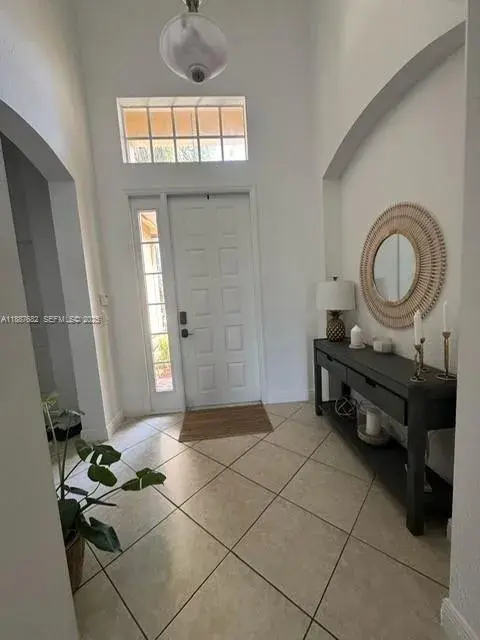 4337 Laurel Pl, Weston FL 33332