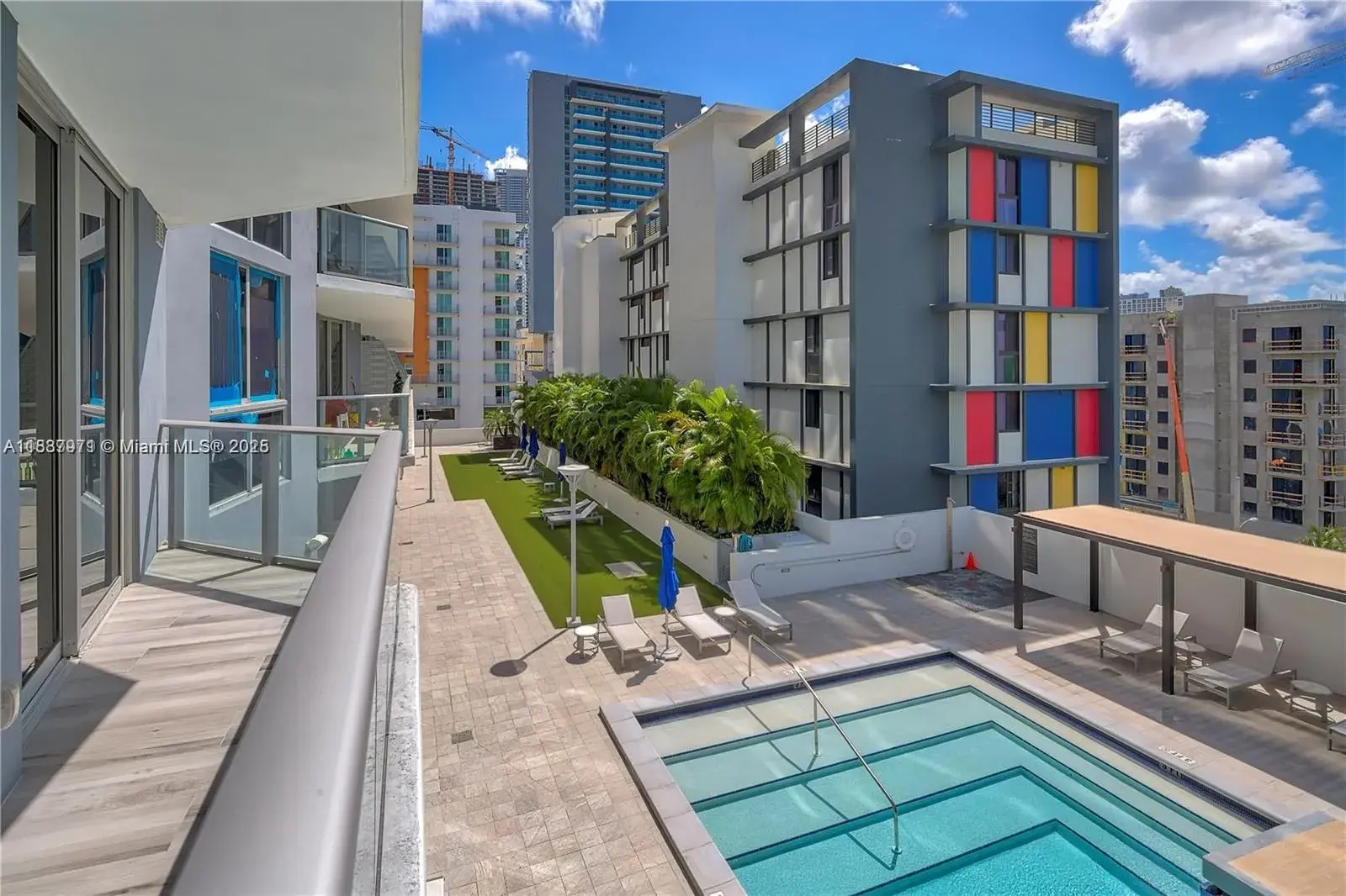 2 bedroom 2 bath Residential Lease for rent at 1010 SW 2nd Ave # 609, Miami FL 33130