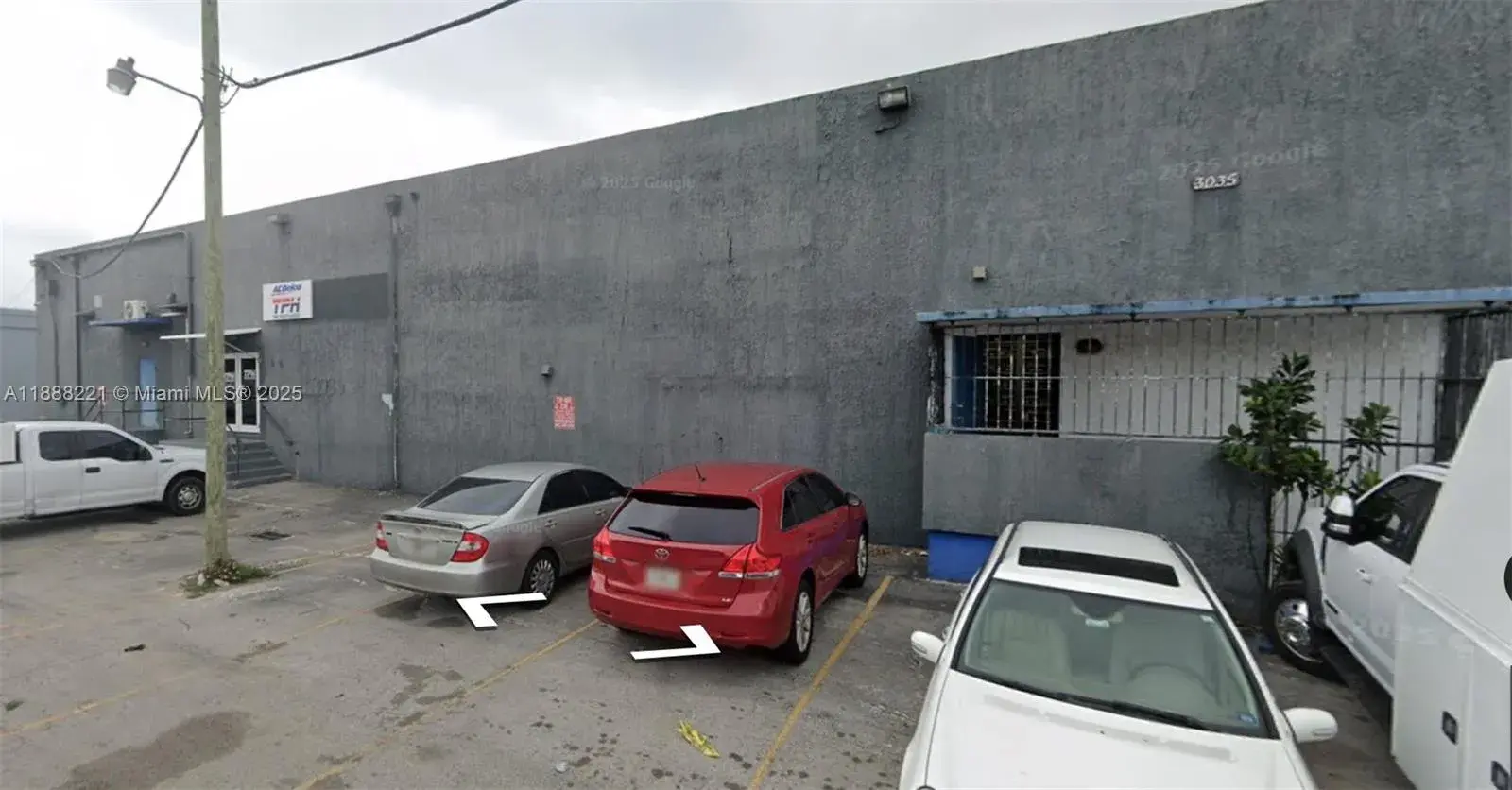 Commercial Sale for sale at 3035 NW 40th St, Miami FL 33142