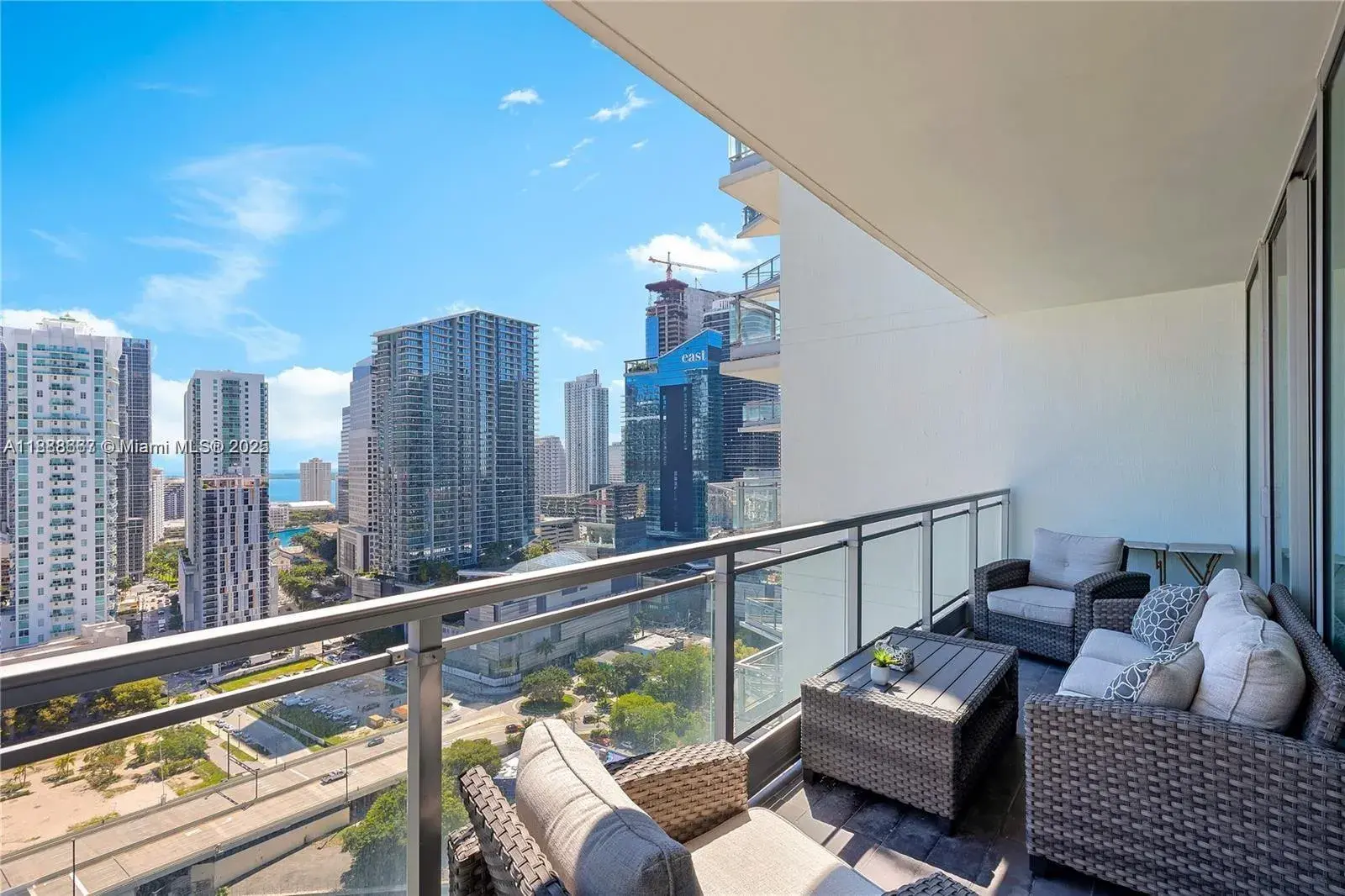 92 SW 3rd St # 3012, Miami FL 33130