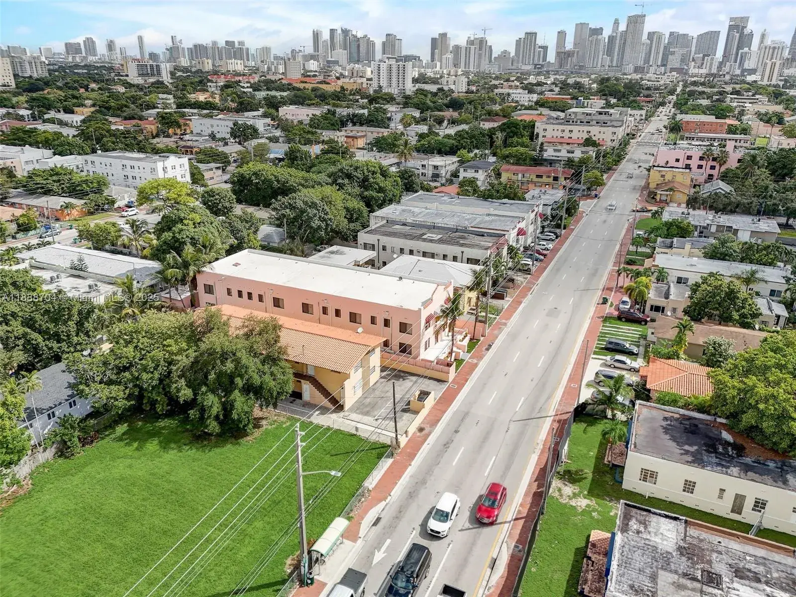 1553 SW 7th St, Miami FL 33135
