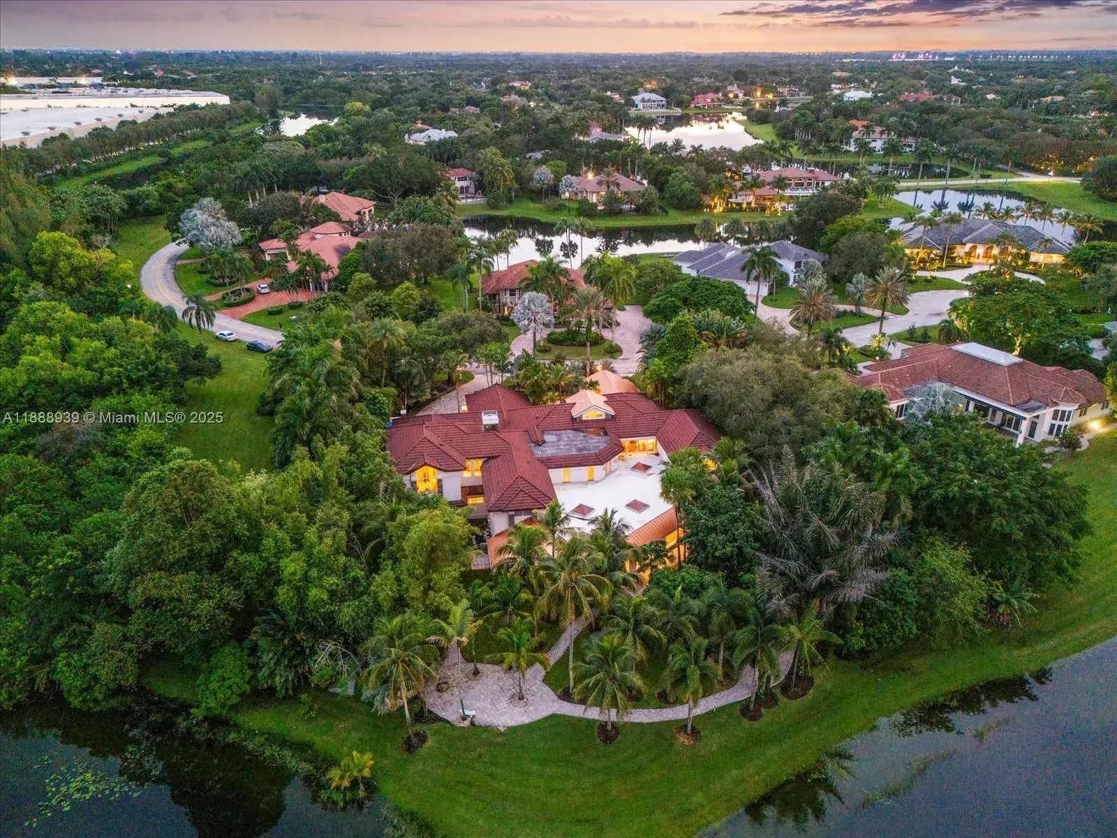 7 bedroom 8 bath for sale at 2941 Paddock Ln, Weston FL 33331