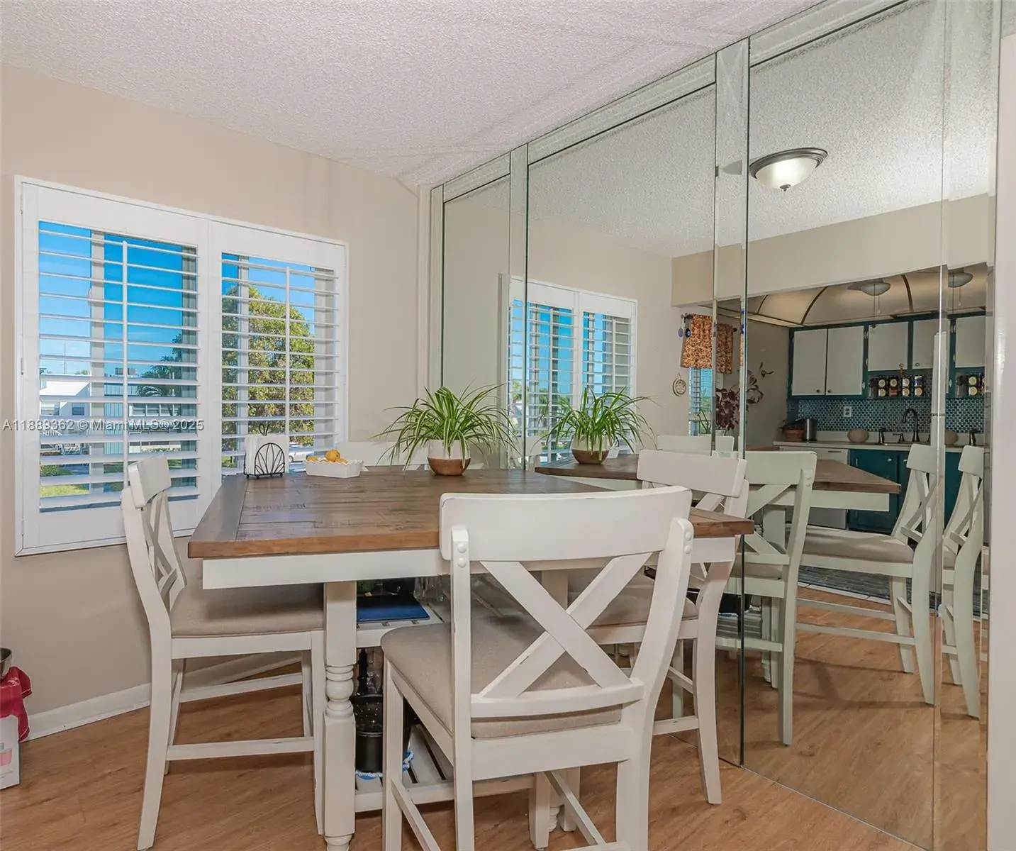 2 bedroom 2 bath Residential for sale at 576 Burgundy L # 576, Delray Beach FL 33484