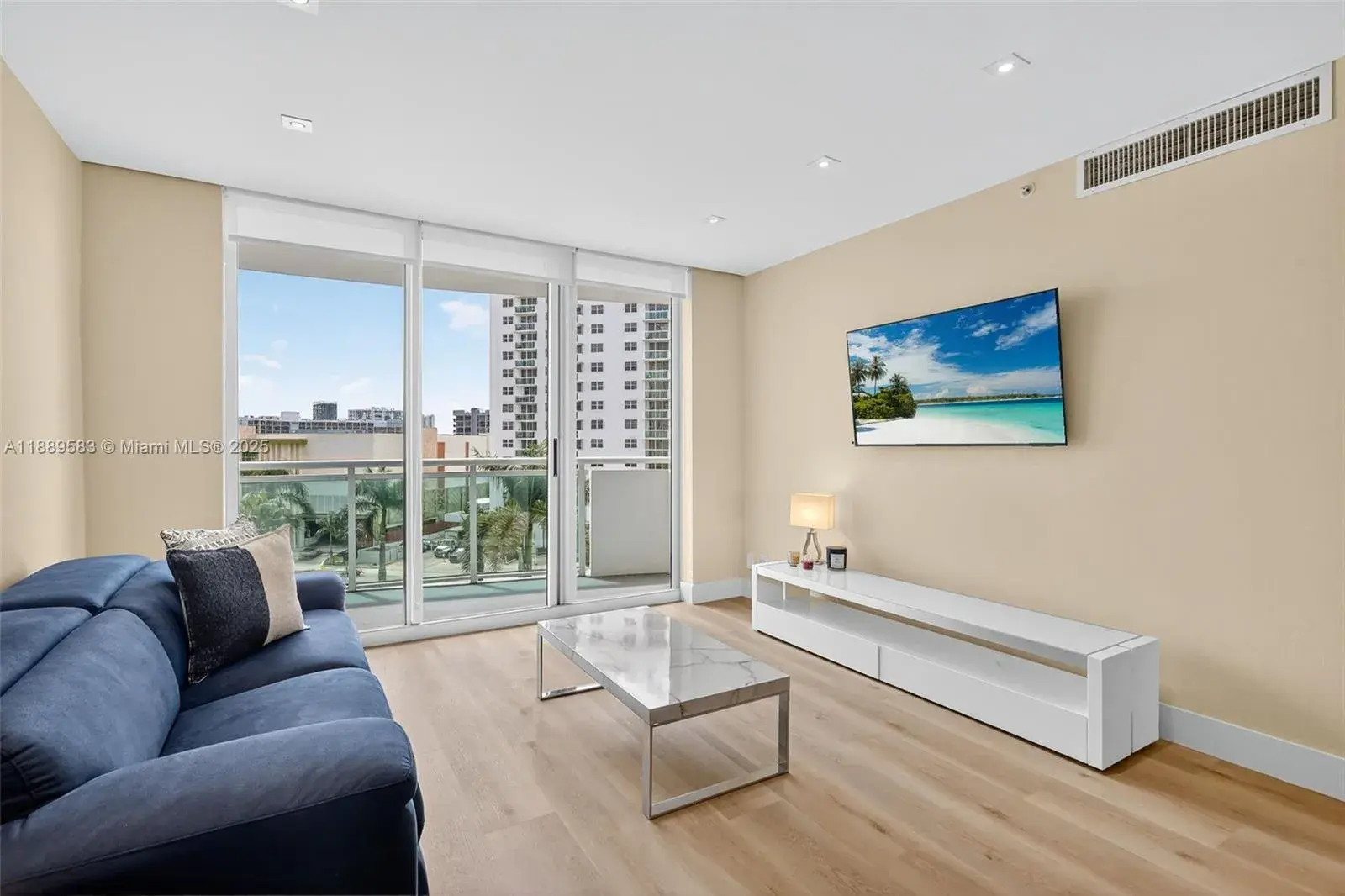 3001 S Ocean Dr # 639, Hollywood FL 33019