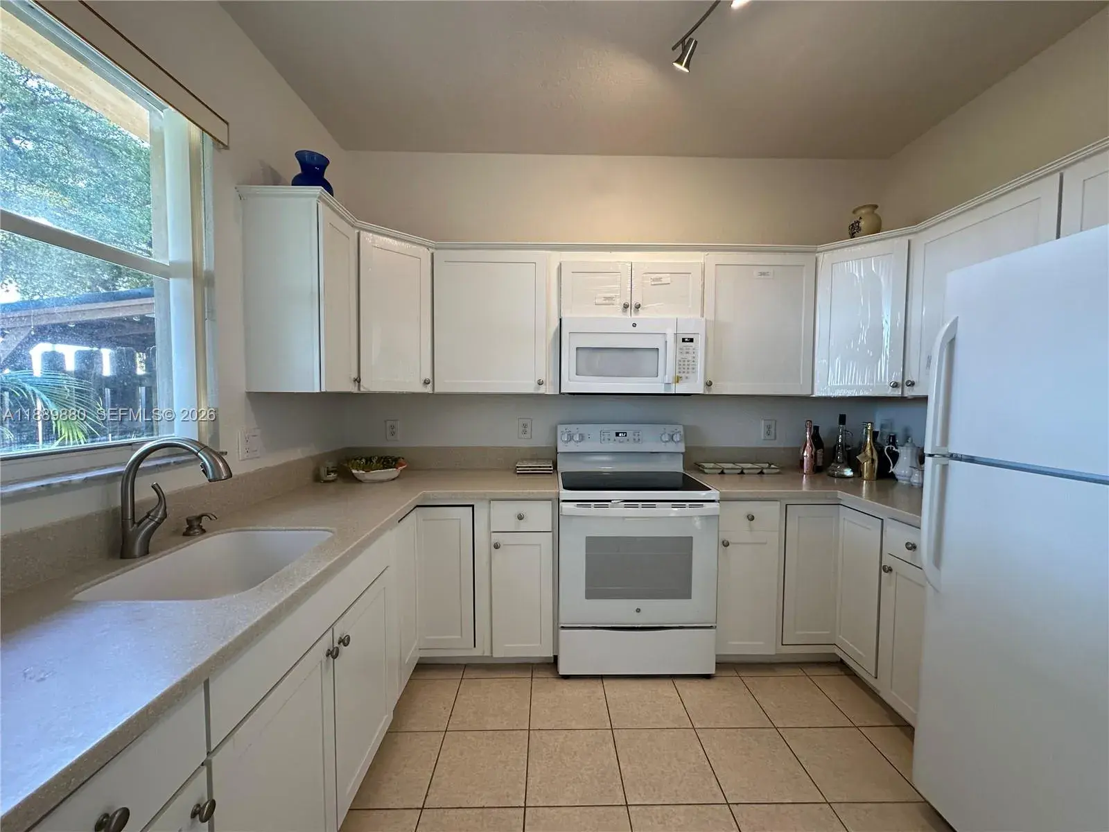 13261 SW 127th Ct, Miami FL 33186