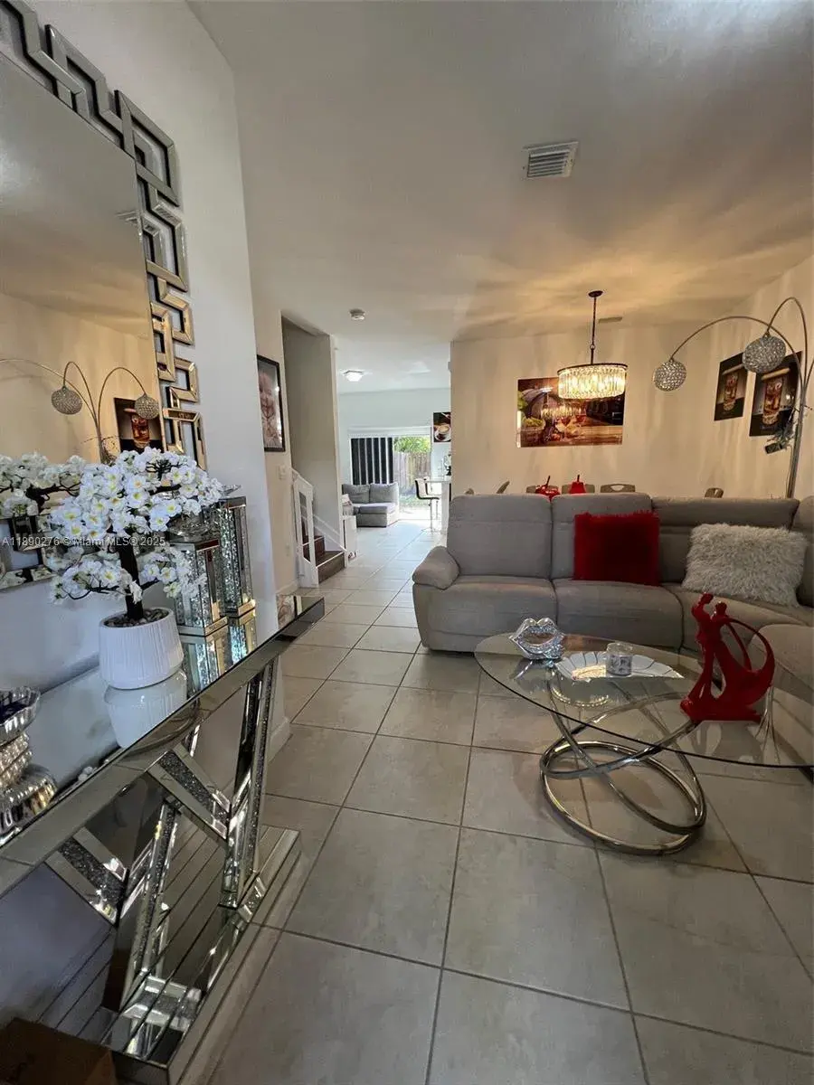 3772 SE 2nd Dr # 3772, Homestead FL 33033