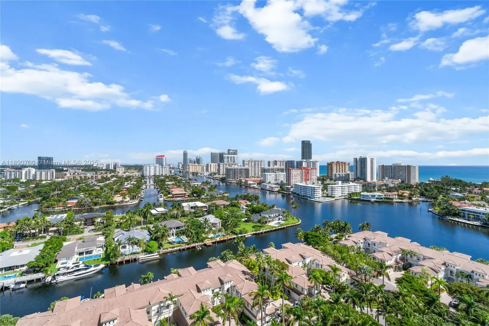 3 bedroom 3 bath Residential for sale at 21200 Point Pl # 1804, Aventura FL 33180