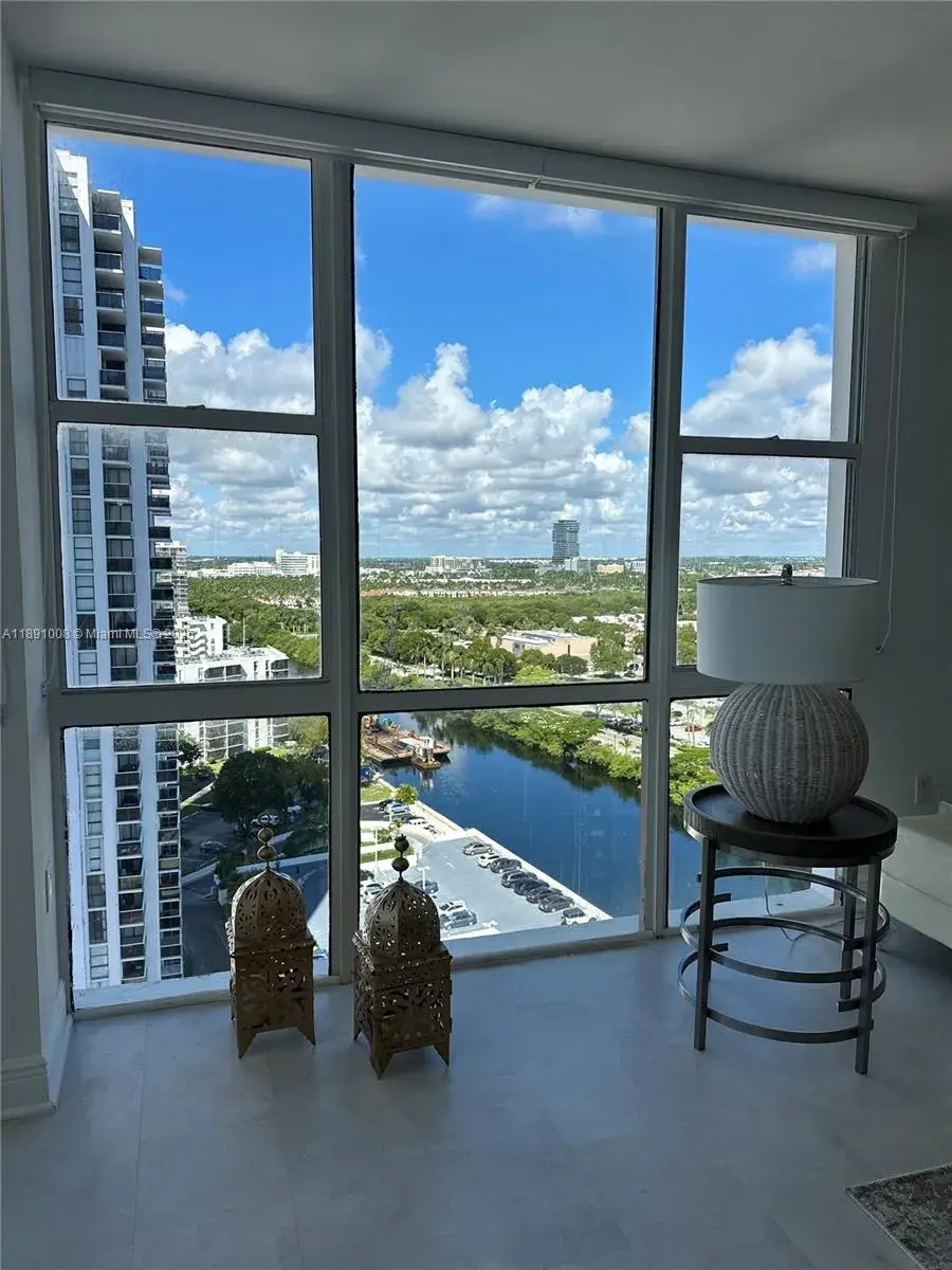 2 bedroom 2 bath Residential Lease for rent at 3675 N Country Club Dr # 1809, Aventura FL 33180