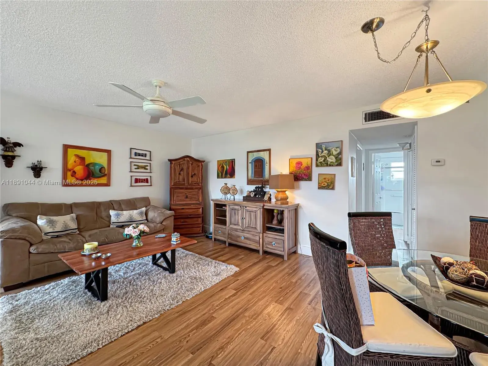 1 bedroom 1 bath Residential for sale at 5300 Washington St # O224, Hollywood FL 33021