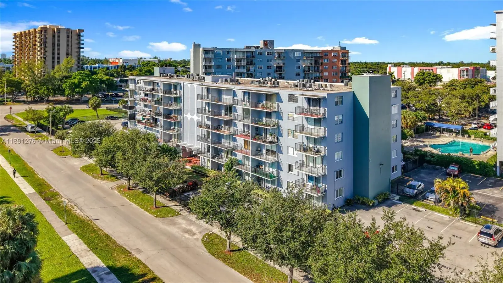 2 bedroom 2 bath Residential for sale at 12500 NE 15th Ave # 105, North Miami FL 33161