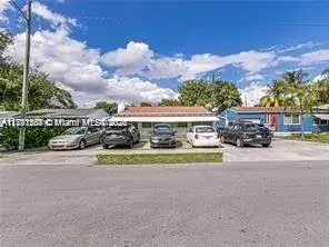 1 bath Residential Lease for rent at 2631 Fillmore St # 2, Hollywood FL 33020