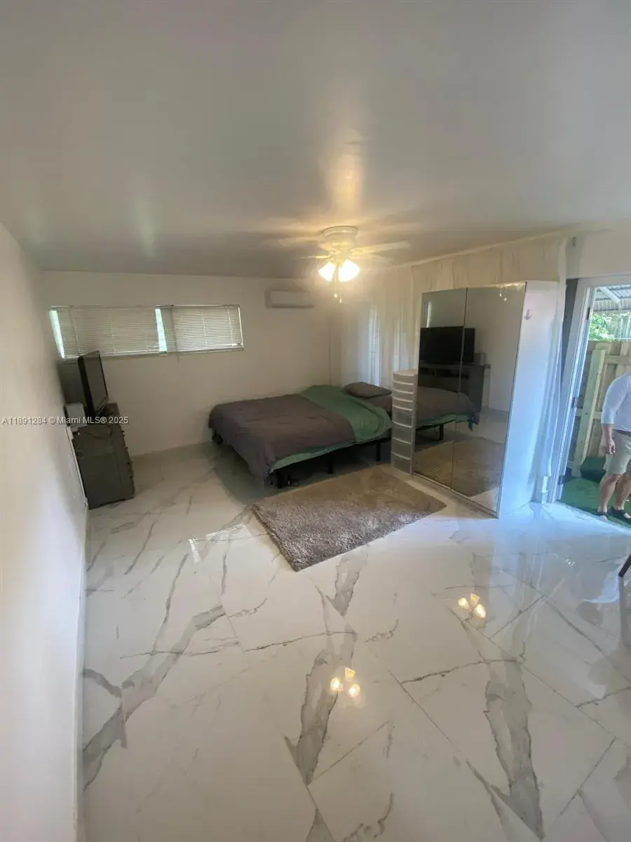 2631 Fillmore St # 2, Hollywood FL 33020