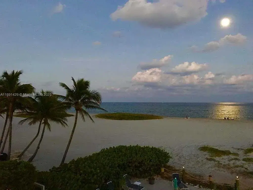 3401 NE 10th St, Pompano Beach FL 33062