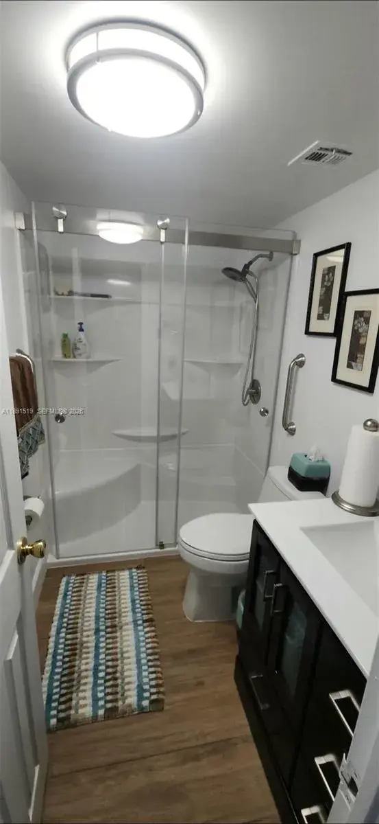 1980 S OCEAN DR # 9M, Hallandale Beach FL 33009