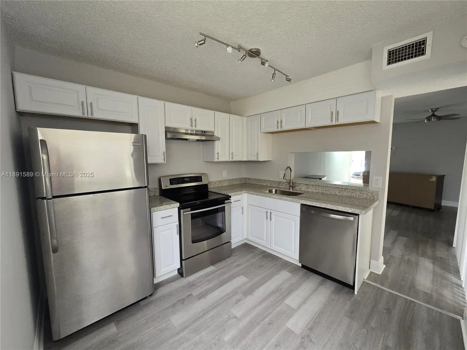 1400 Jefferson Dr # 1400F, Homestead FL 33034