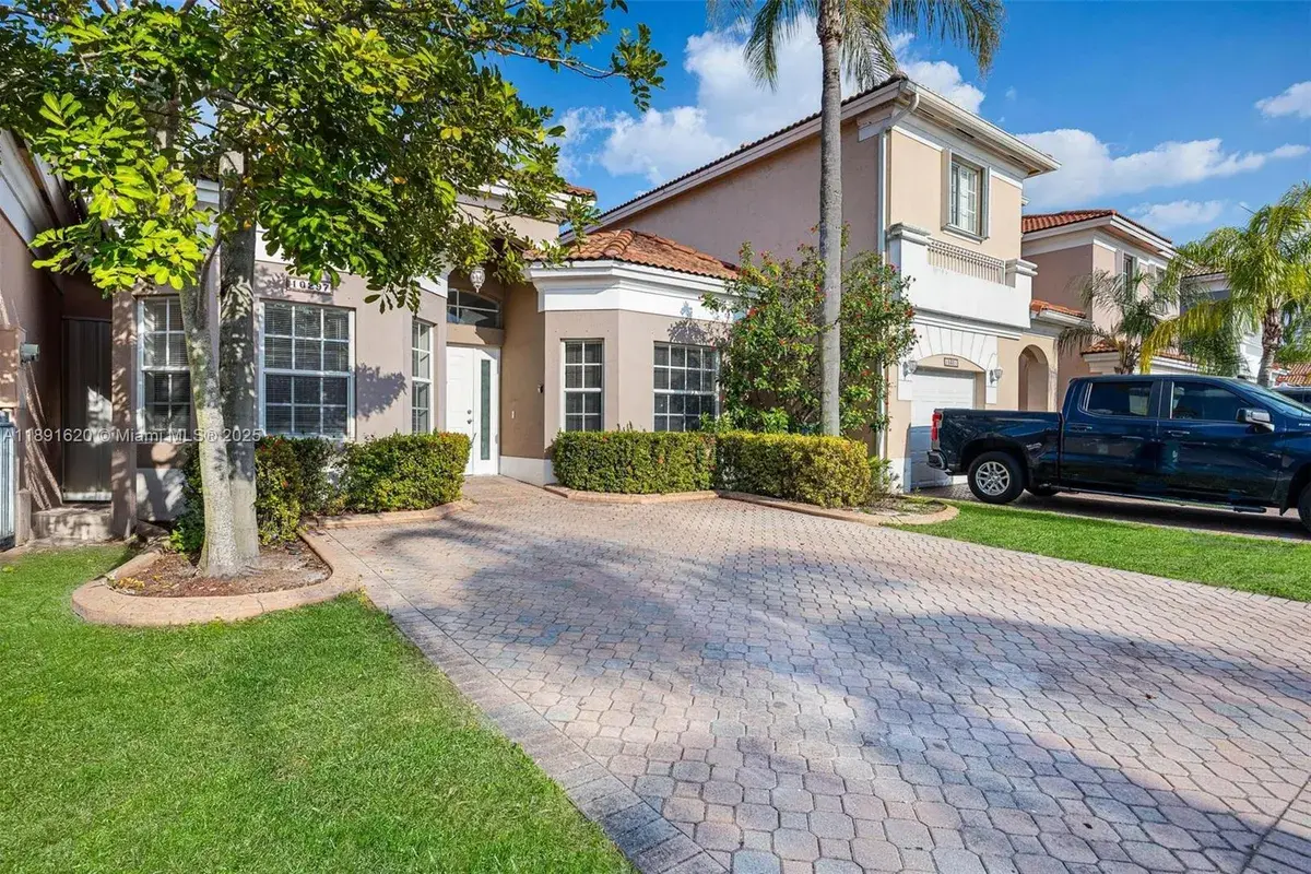 10297 SW 162nd Ct, Miami FL 33196