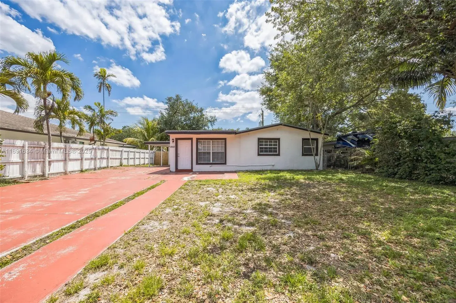 3 bedroom 2 bath Residential for sale at 2515 N 66th Ave, Hollywood FL 33024