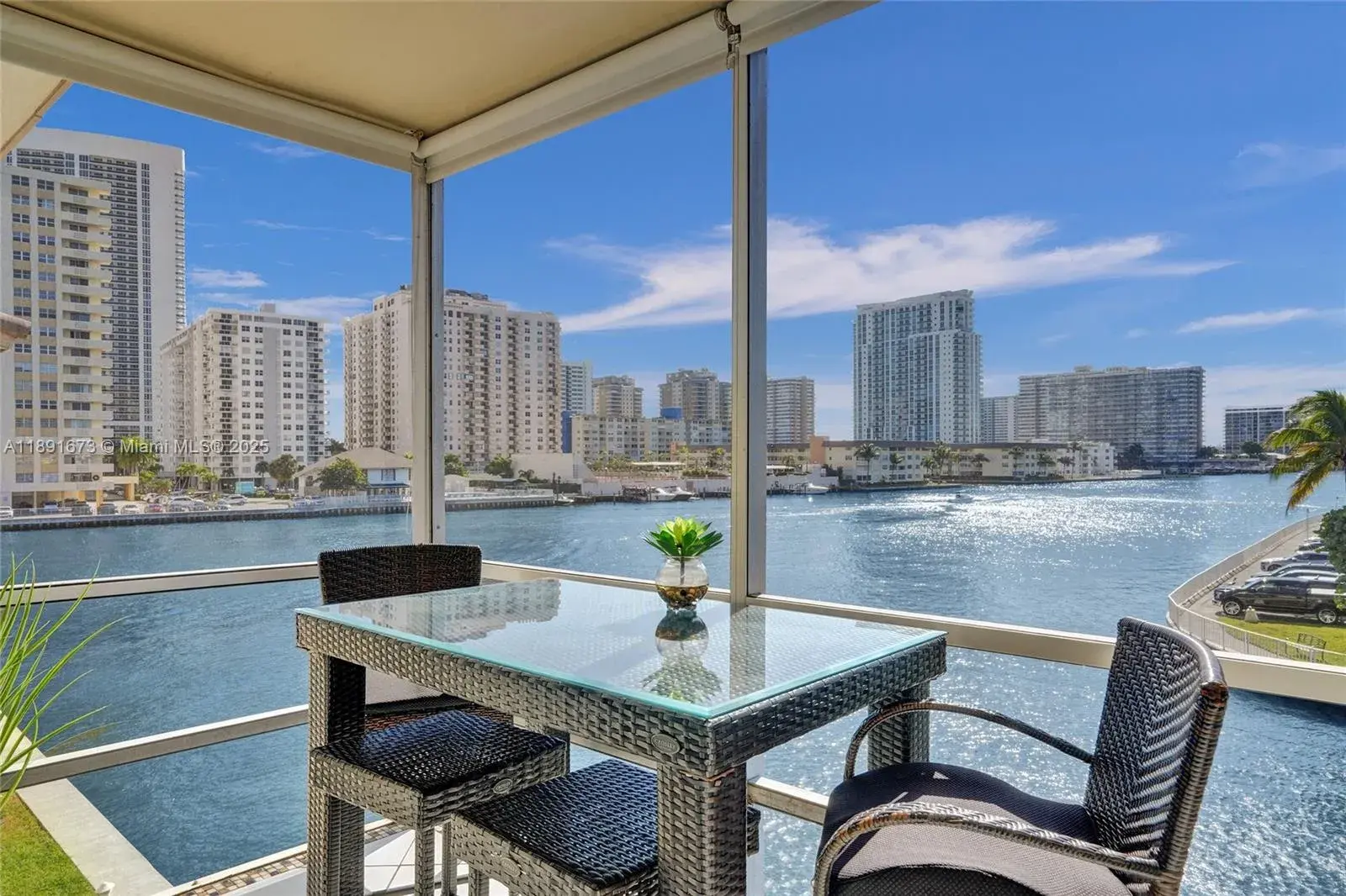 1 bedroom 1 bath Residential for sale at 2600 Diana Dr # 308, Hallandale Beach FL 33009