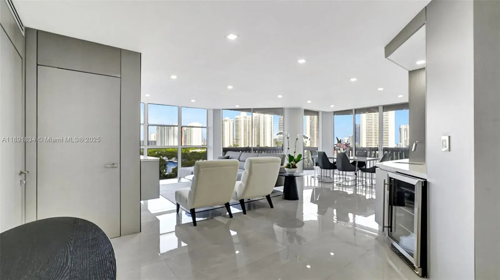 1000 Island Blvd # 1004, Aventura FL 33160