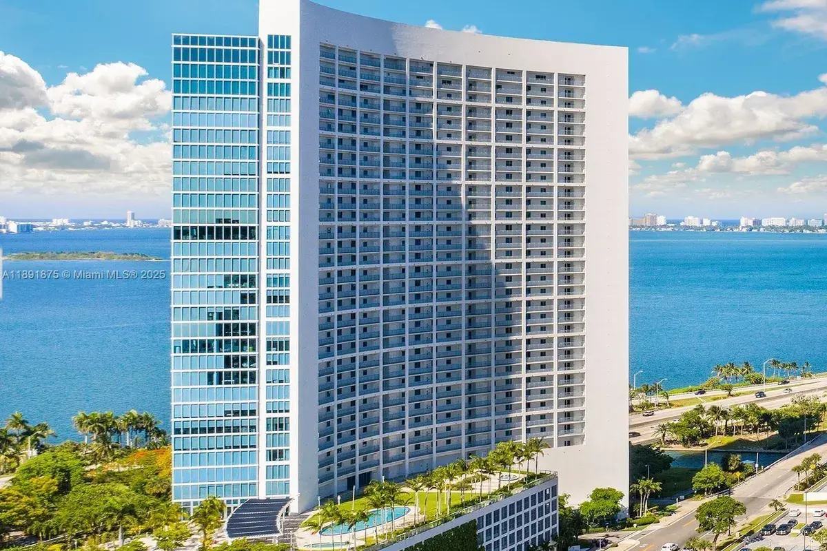 601 NE 36th St # 2206, Miami FL 33137