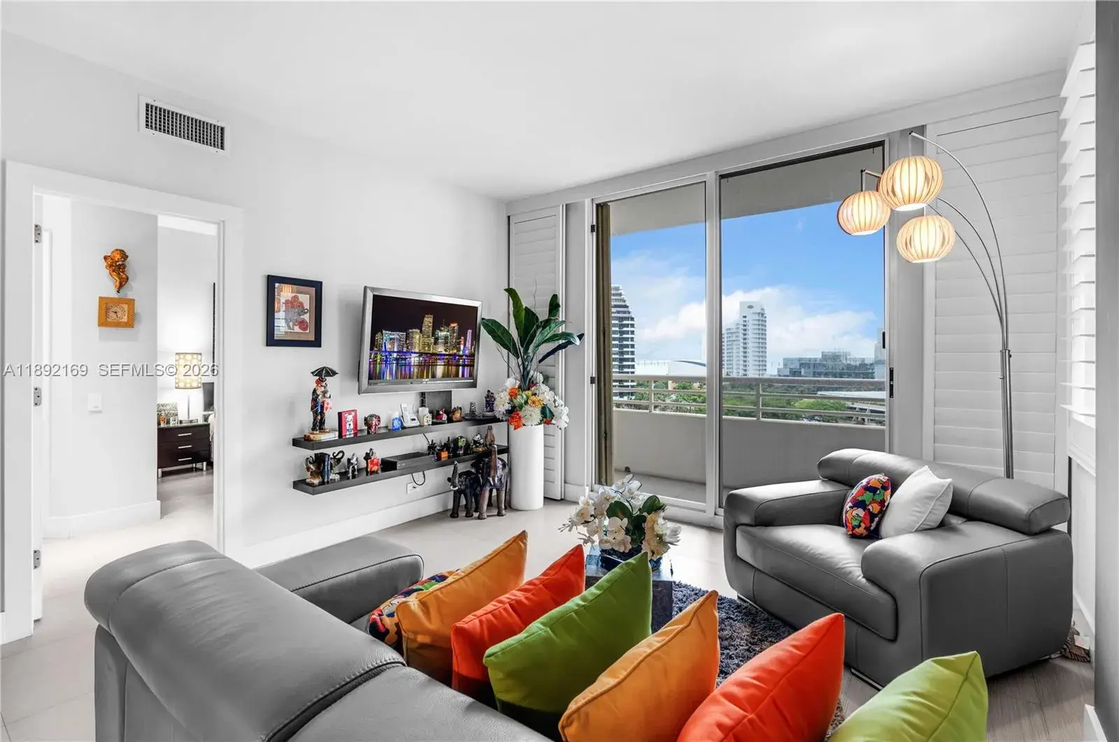 888 Brickell Key Dr # 1002, Miami FL 33131 photo 4
