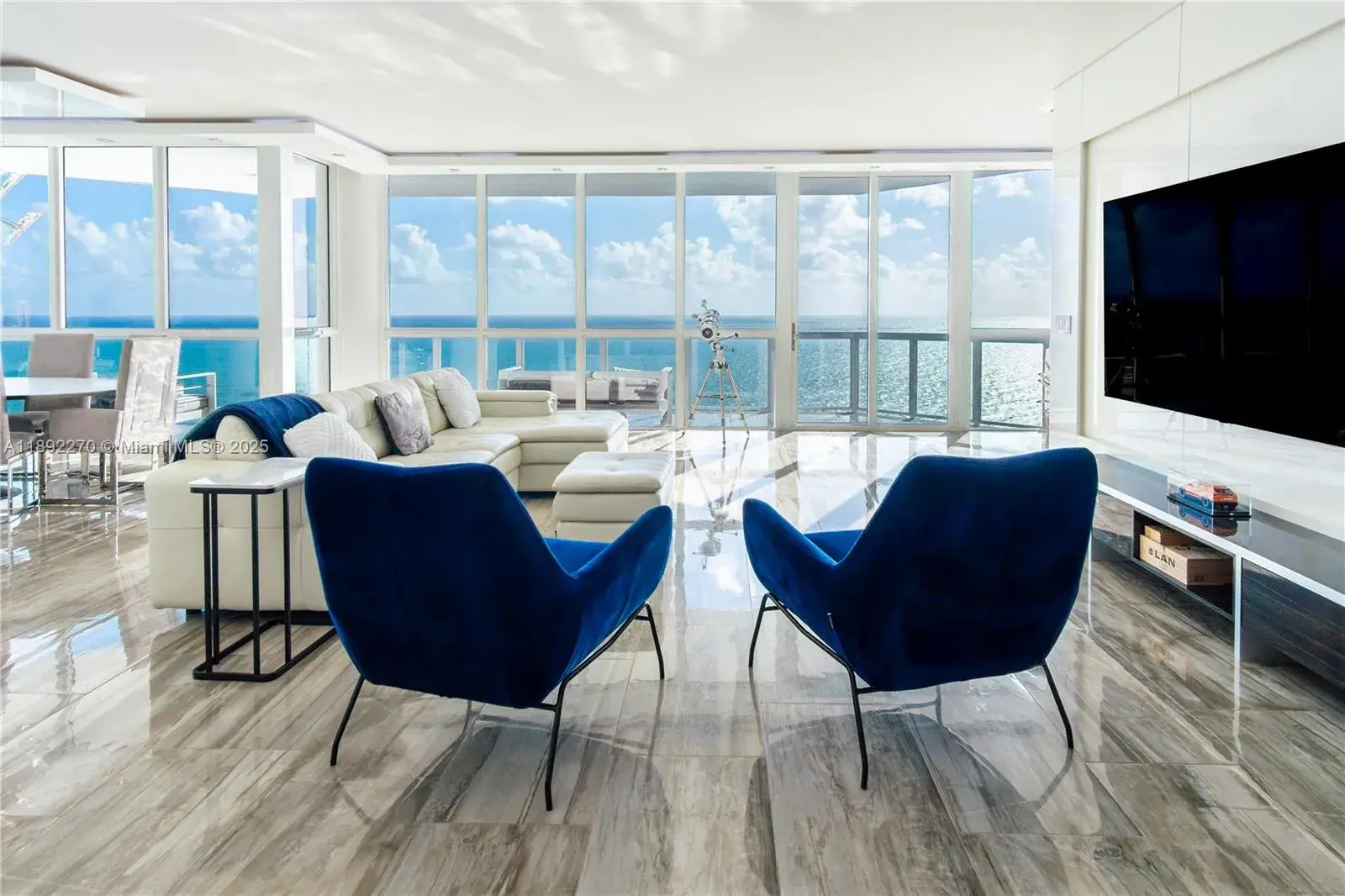 16425 Collins Ave, Sunny Isles Beach FL 33160