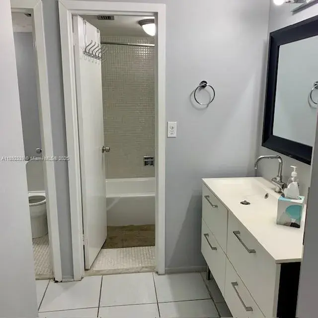 2030 S Ocean Dr # 603, Hallandale Beach FL 33009