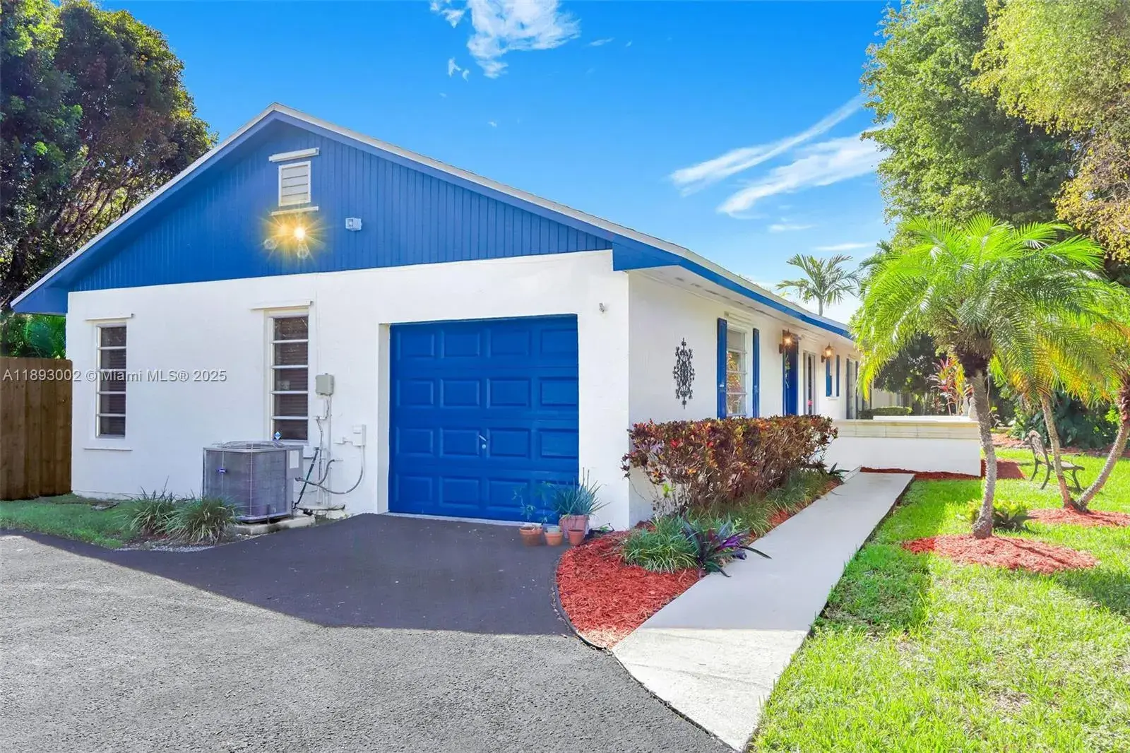 18045 SW 87th Ct, Palmetto Bay FL 33157