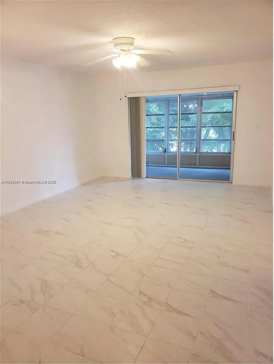6150 NW 62nd St # 308, Tamarac FL 33319