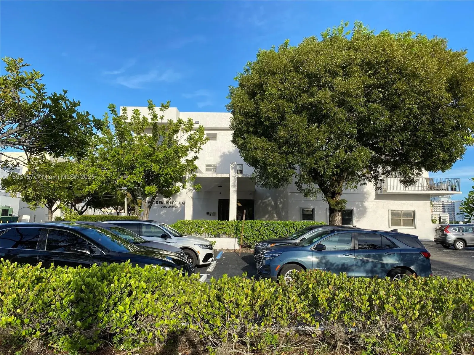 1900 Diana Dr # 3D, Hallandale Beach FL 33009