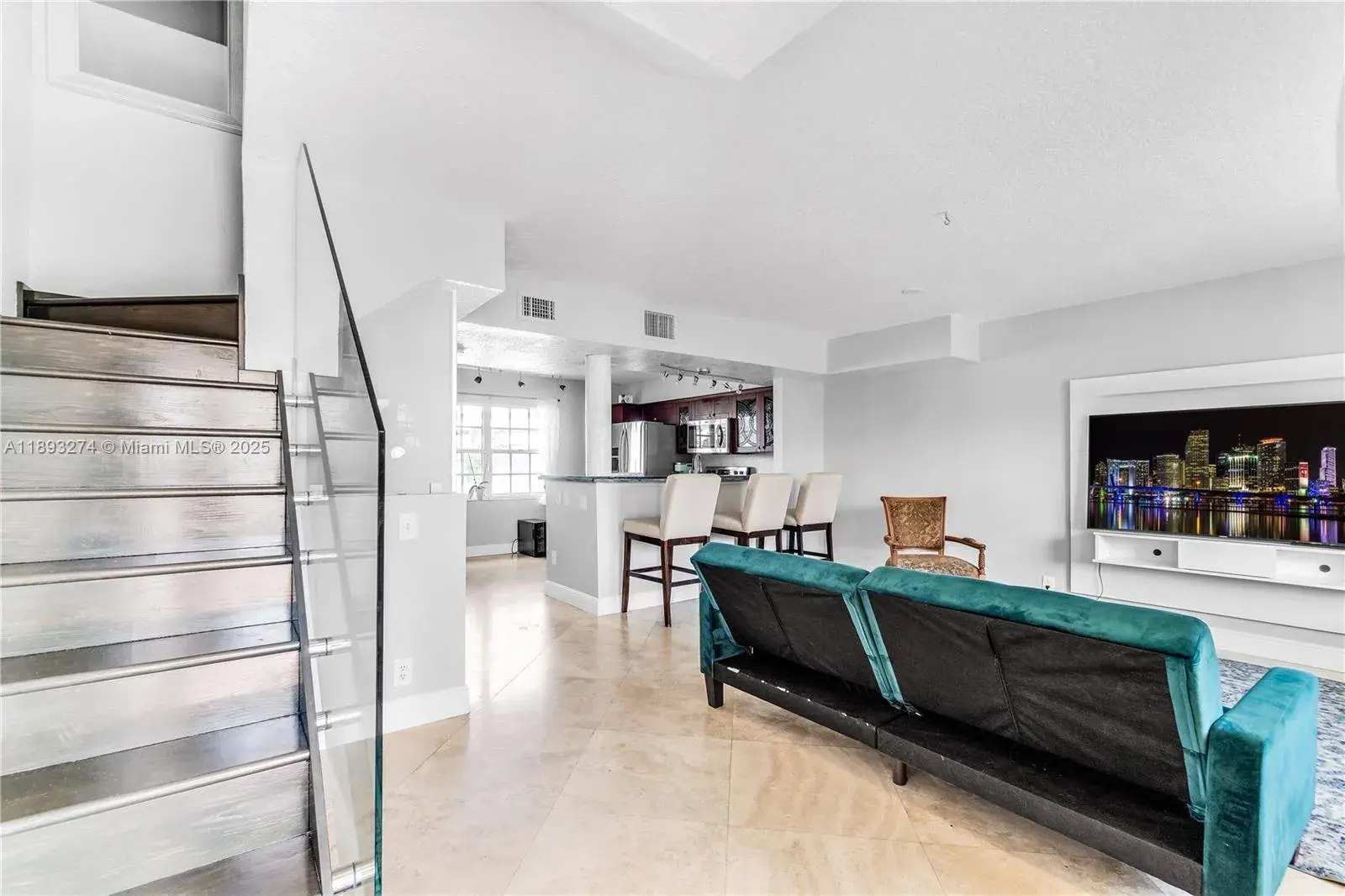 349 Virginia St, Hollywood FL 33019