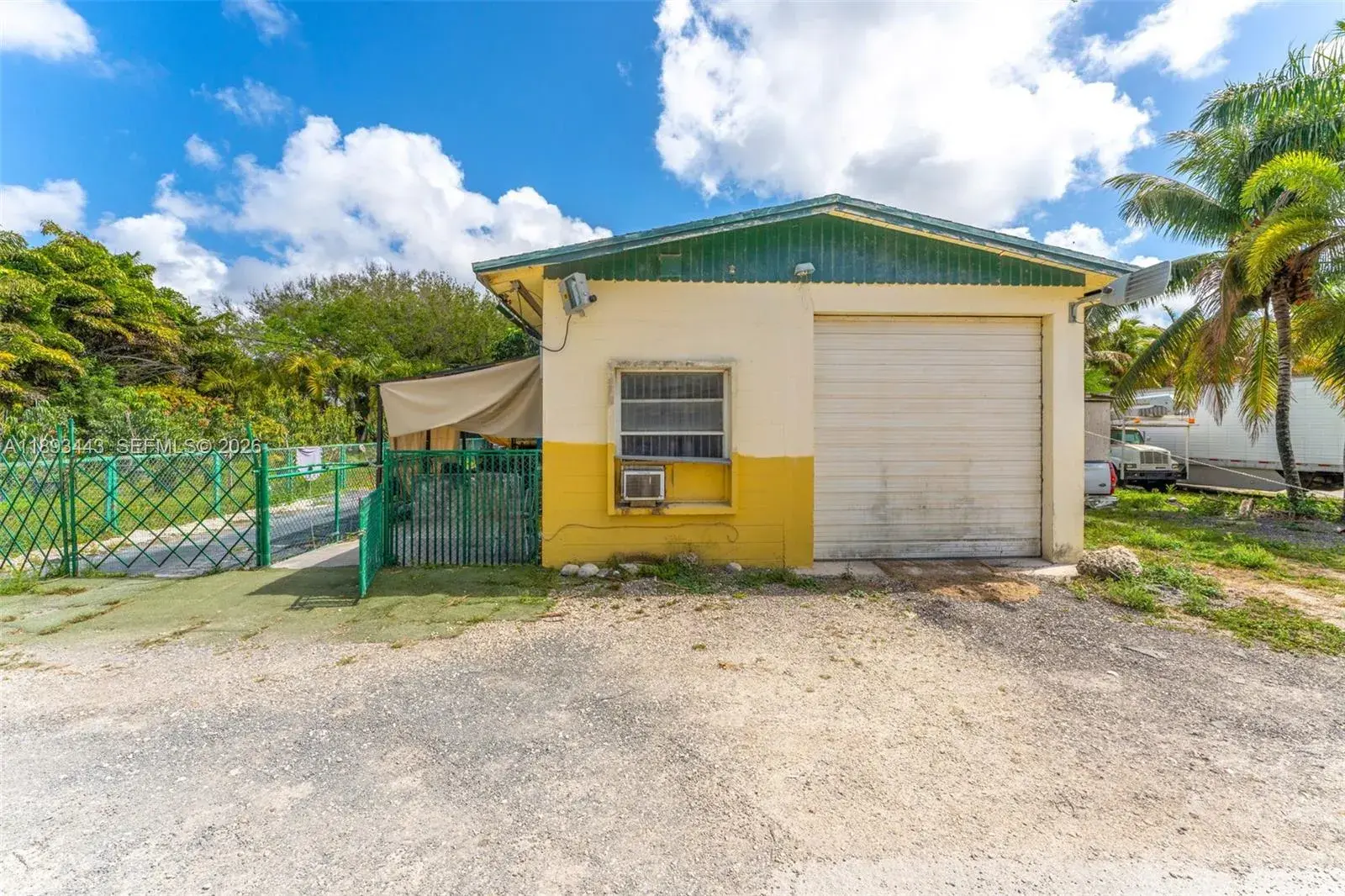15100 SW 200th St, Miami FL 33187