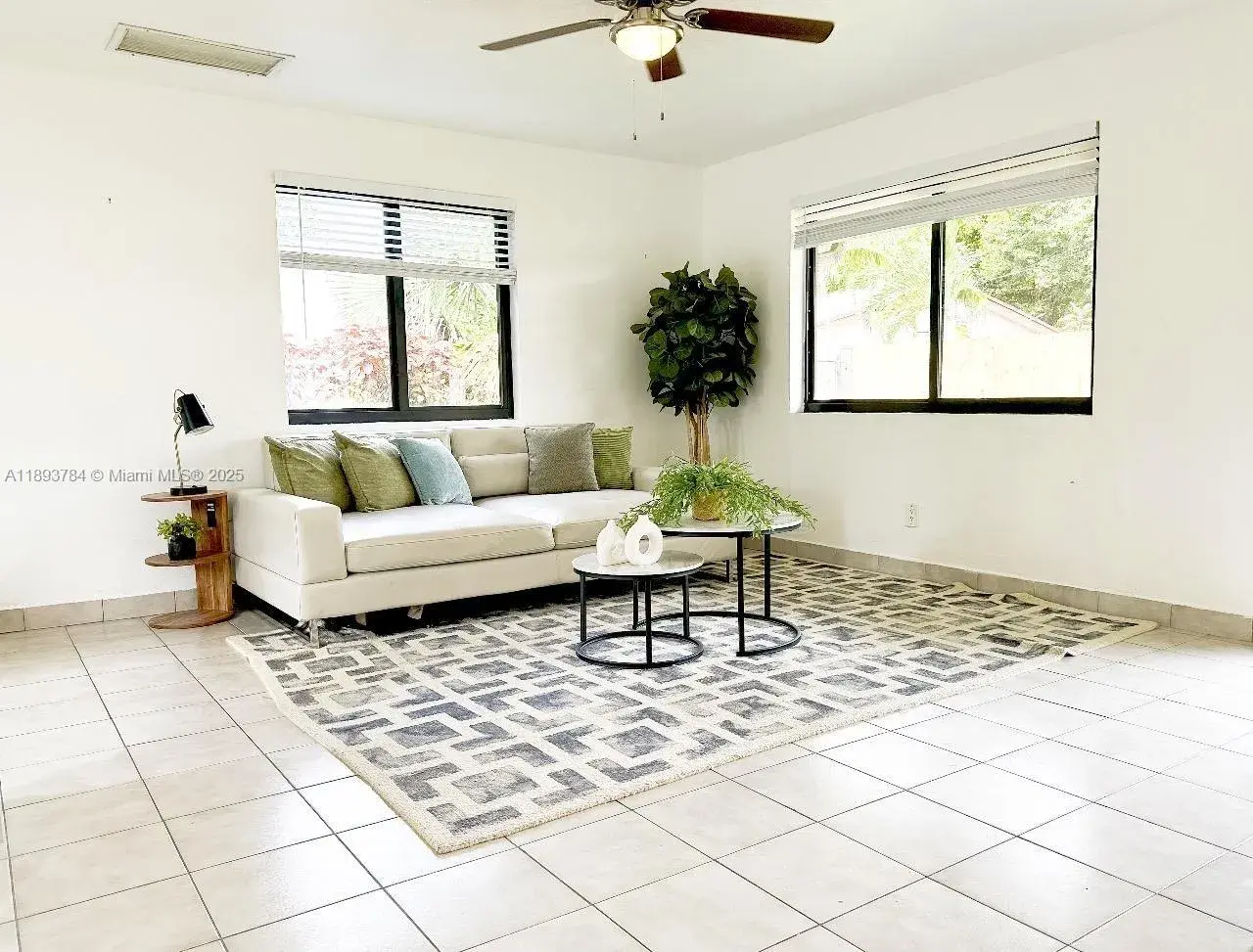 2 bedroom 1 bath Residential Lease for rent at 1505 SW 22nd St # 2, Fort Lauderdale FL 33315