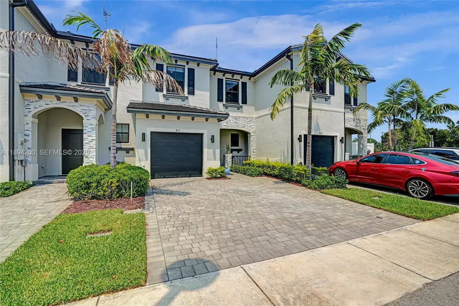 411 NW 204th St, Miami Gardens FL 33169