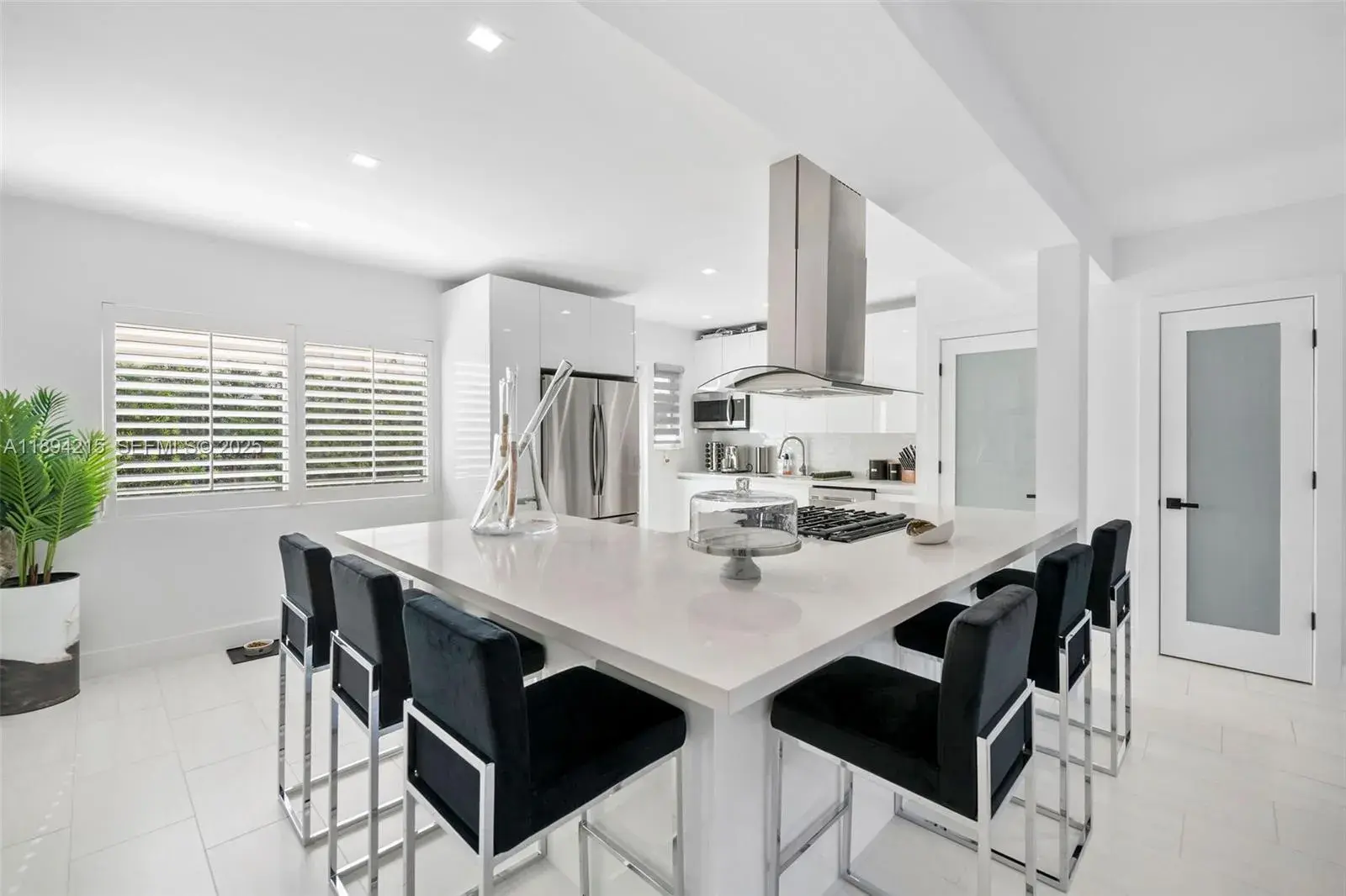 3909 Garden Avenue, Miami Beach FL 33140