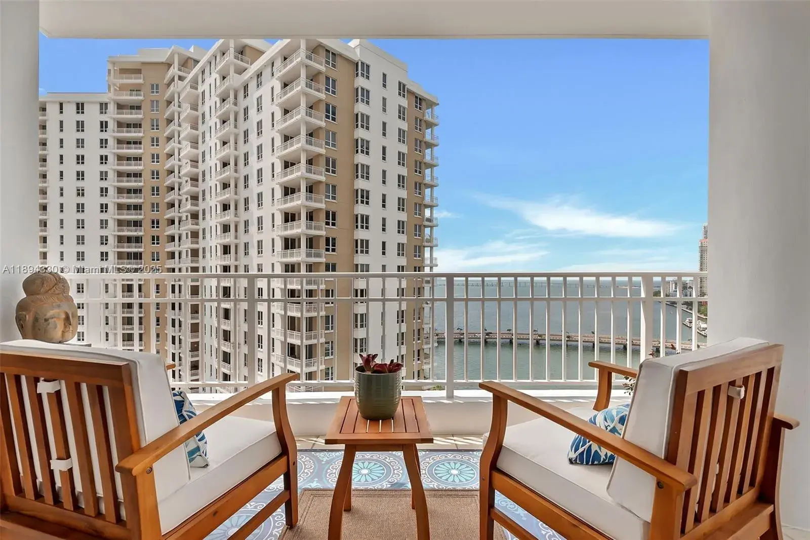 2 bedroom 2 bath Residential for sale at 801 Brickell Key Blvd # 1601, Miami FL 33131