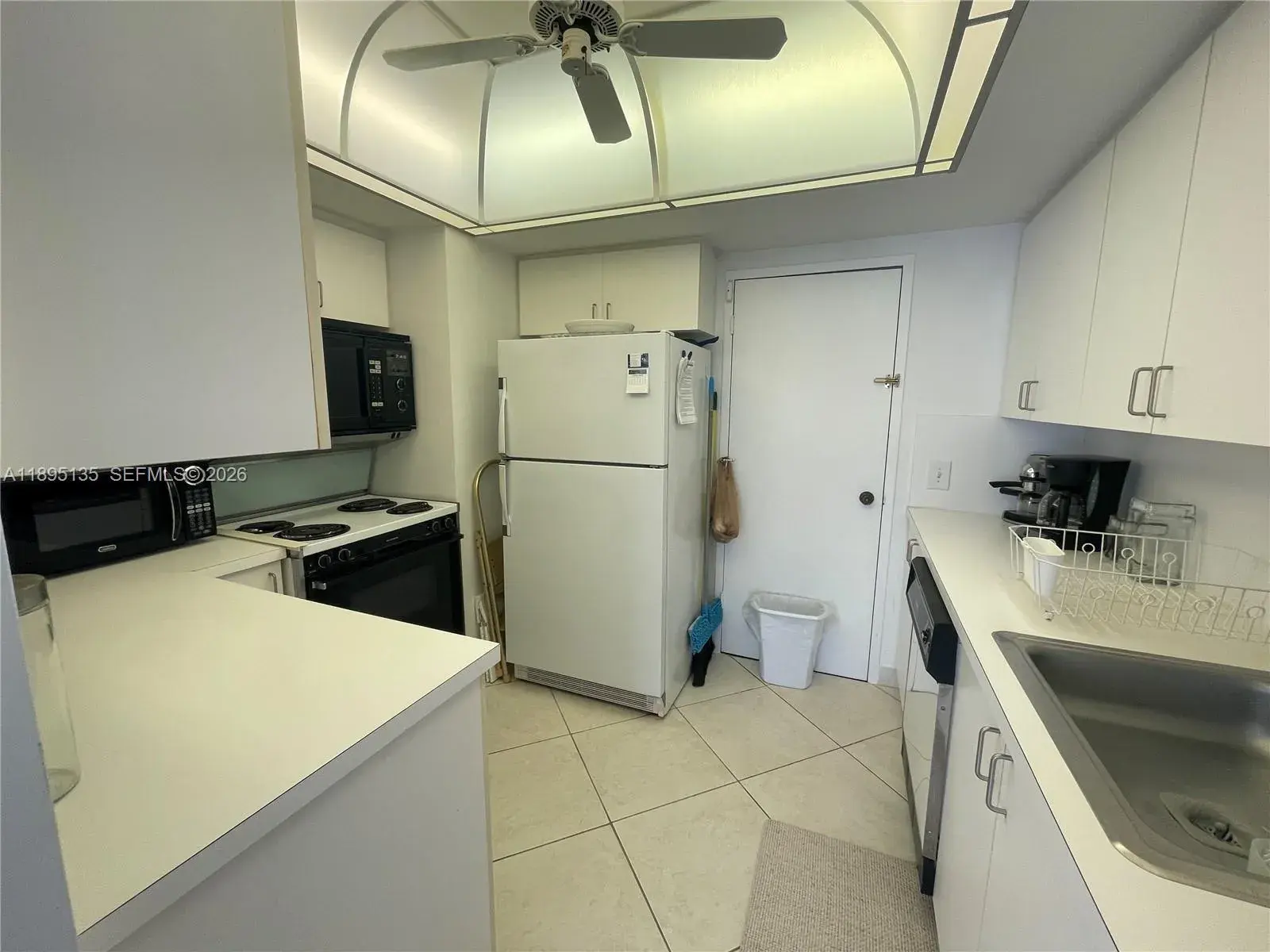 3505 S Ocean Dr # 917, Hollywood FL 33019