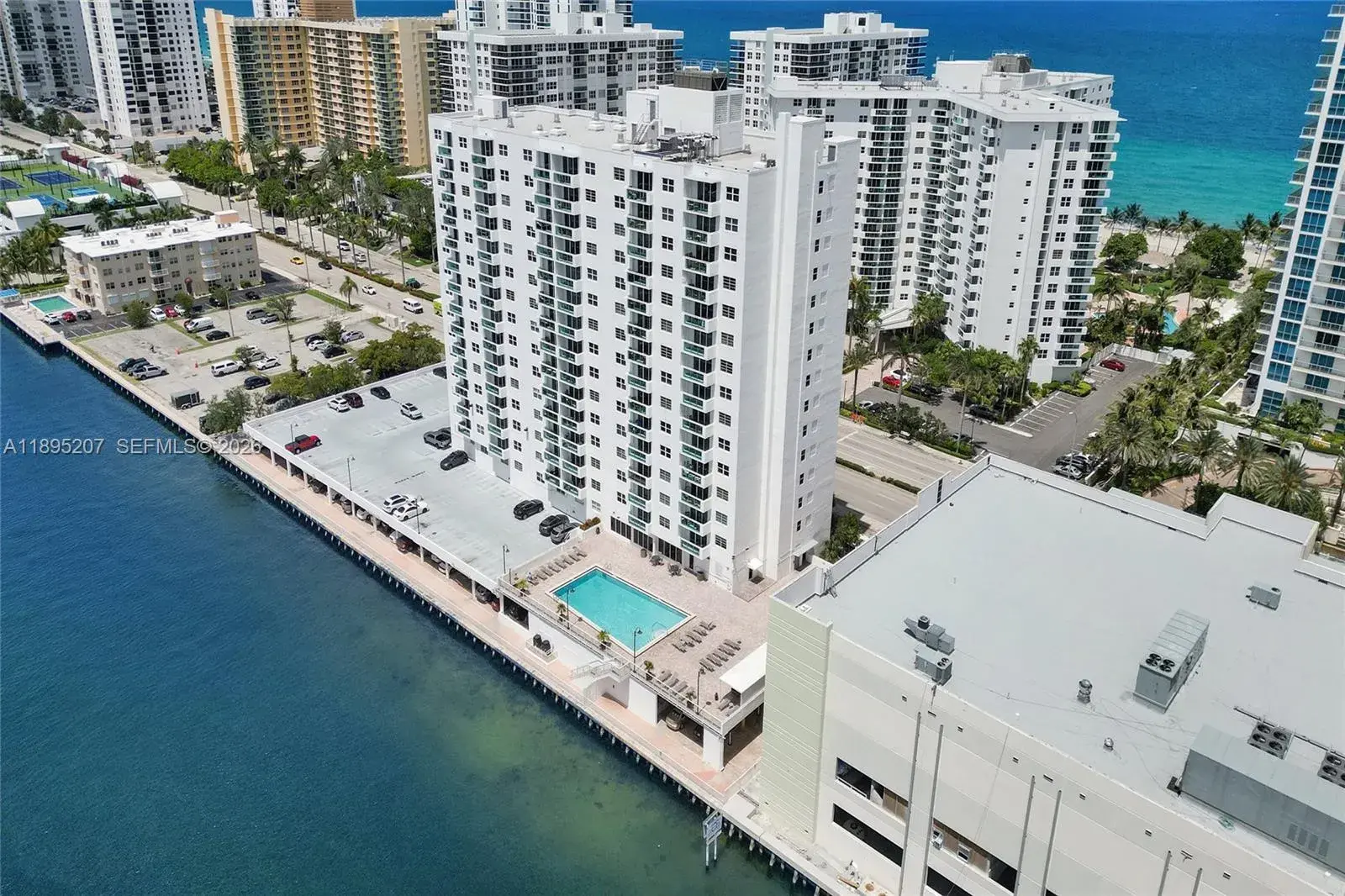 3000 S Ocean Dr # 1106, Hollywood FL 33019