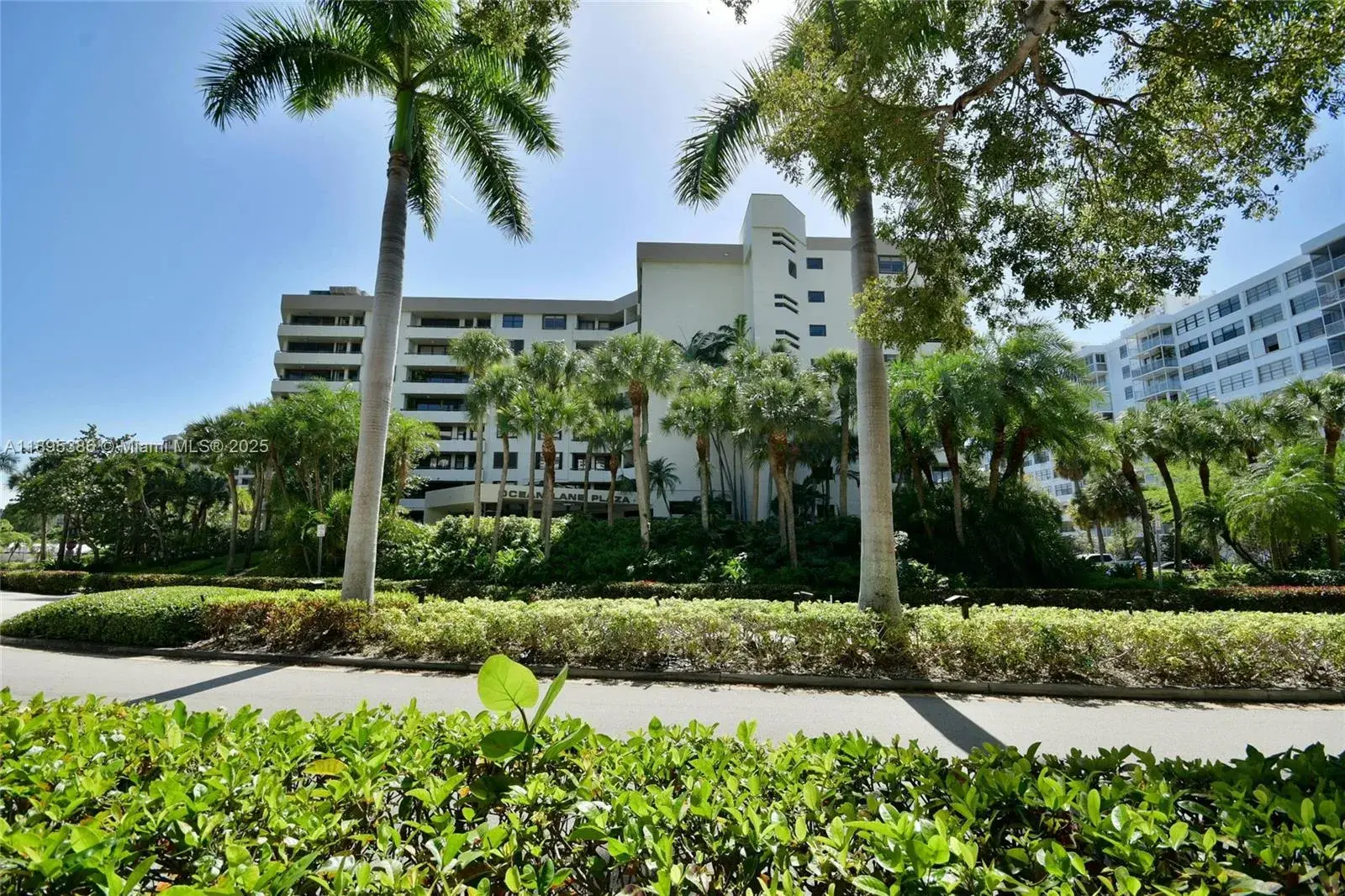 2 bedroom 2 bath for rent at 170 Ocean Lane Dr # 311, Key Biscayne FL 33149