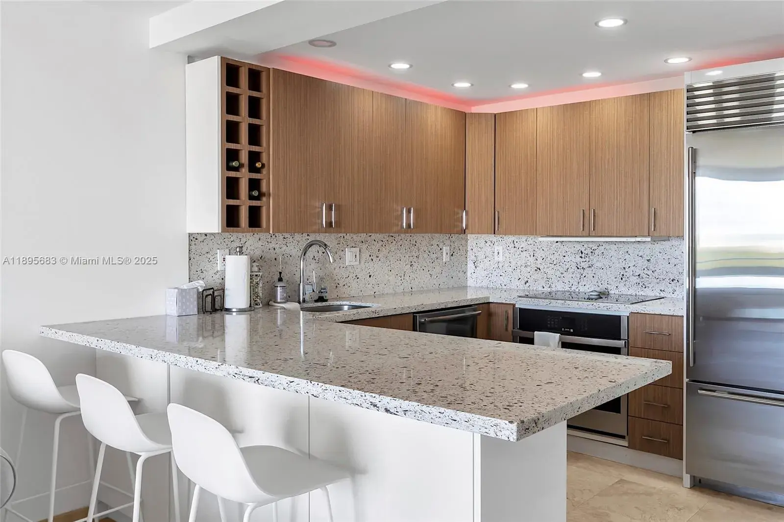 465 Ocean Dr # 824, Miami Beach FL 33139