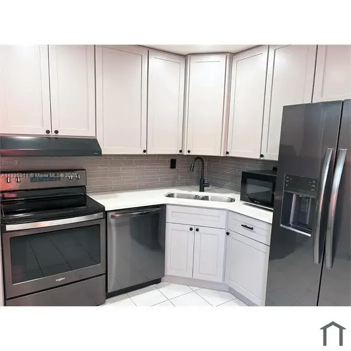 4 bedroom 2 bath Residential for sale at 5812 NW 16 Street # 29, Lauderhill FL 33313