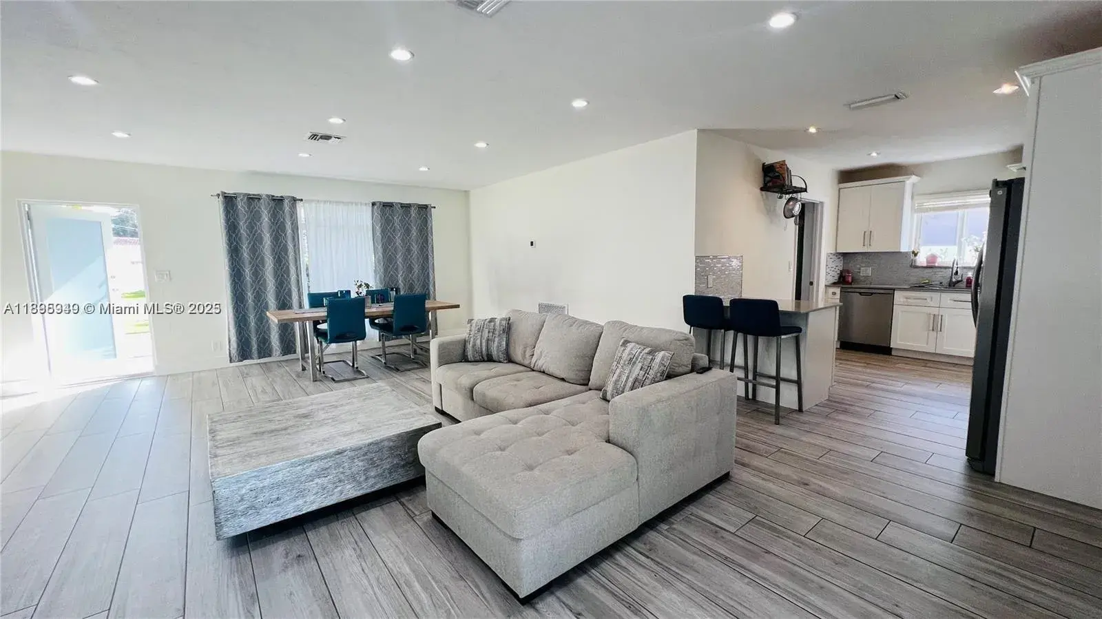 911 N 14th Ave # 0, Hollywood FL 33020
