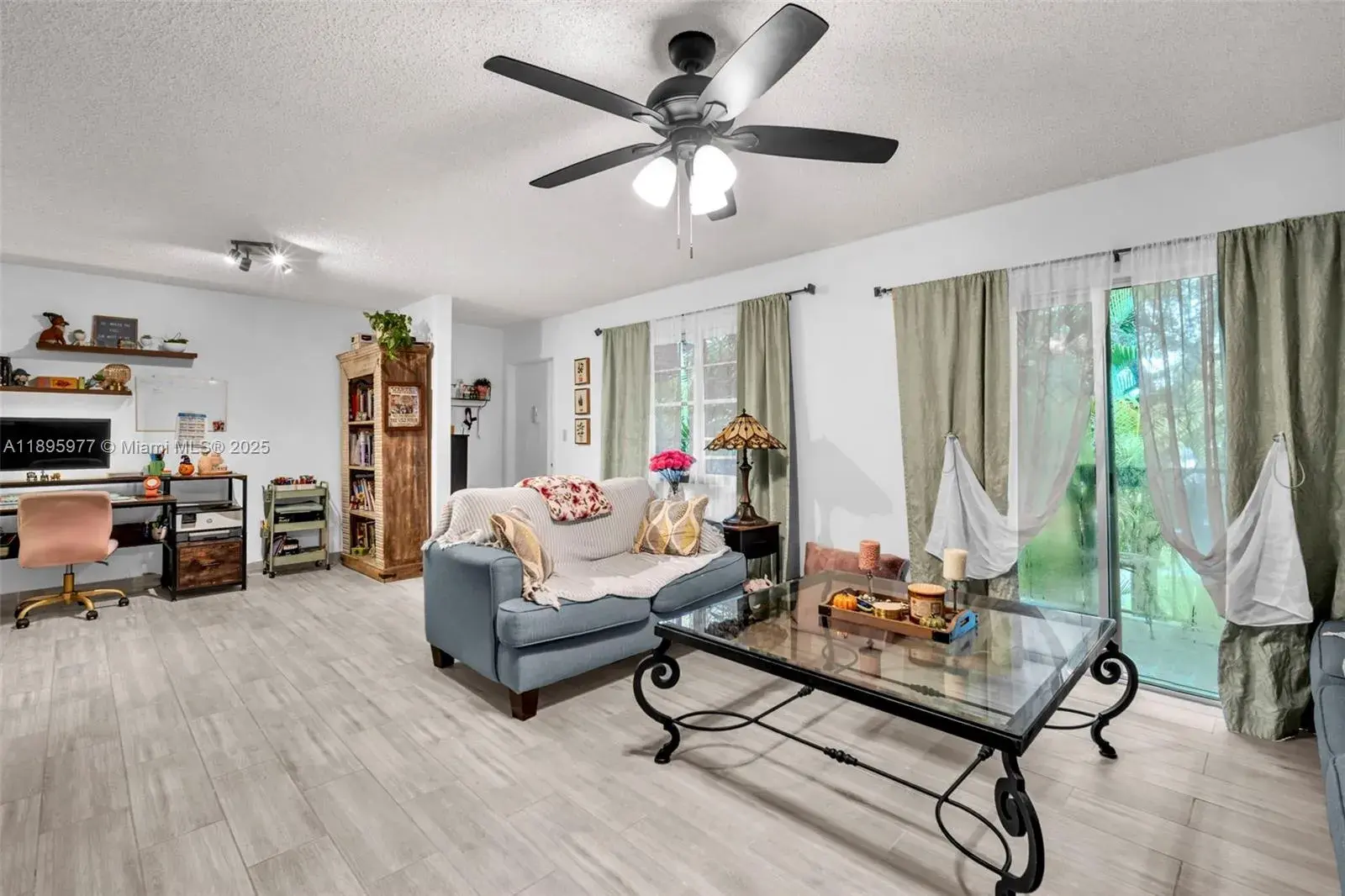 2 bedroom 2 bath Residential for sale at 2324 Van Buren St # 204, Hollywood FL 33020