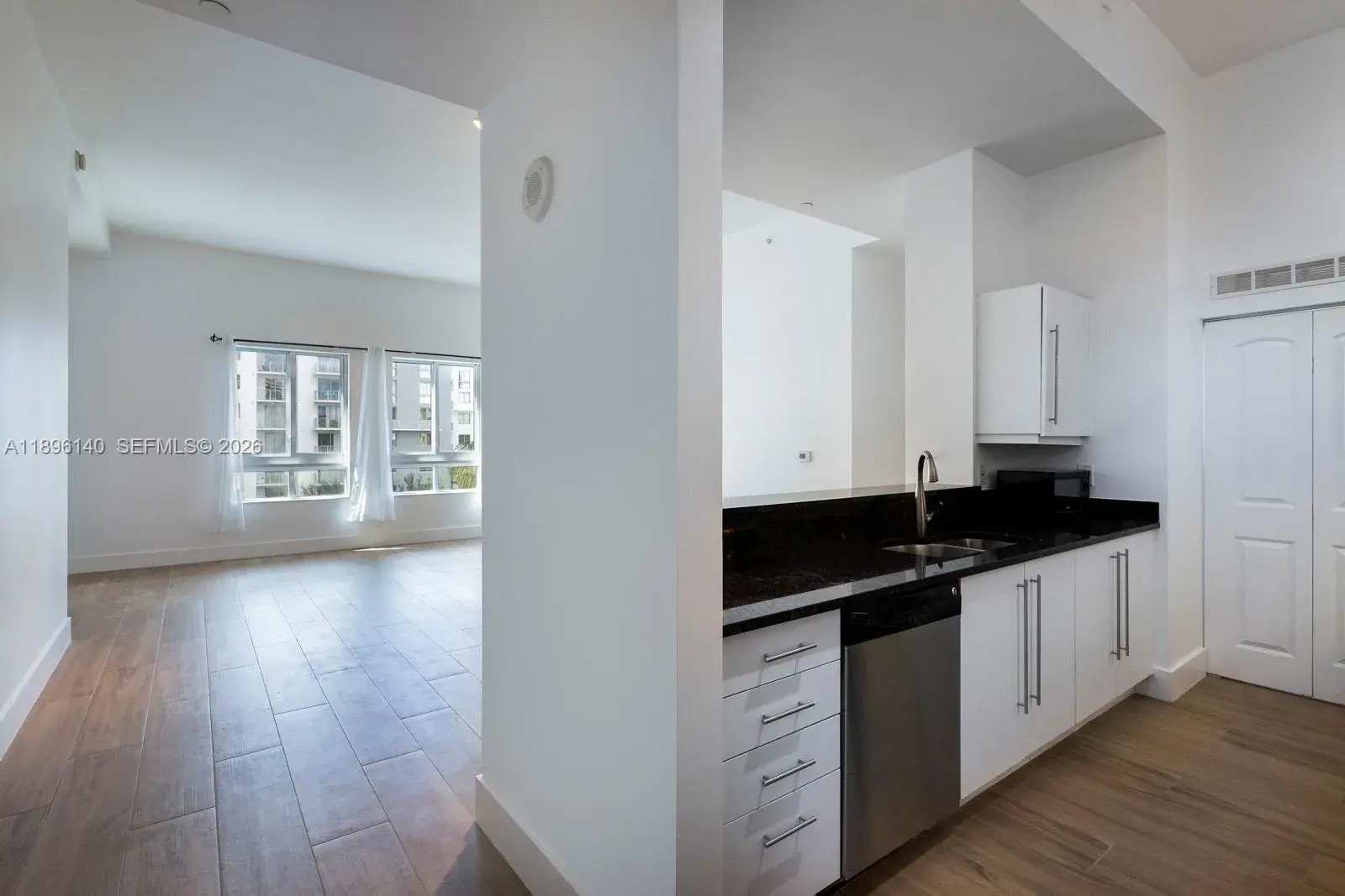 2 bedroom 2 bath Residential for sale at 7350 SW 89th St # 514S, Miami FL 33156