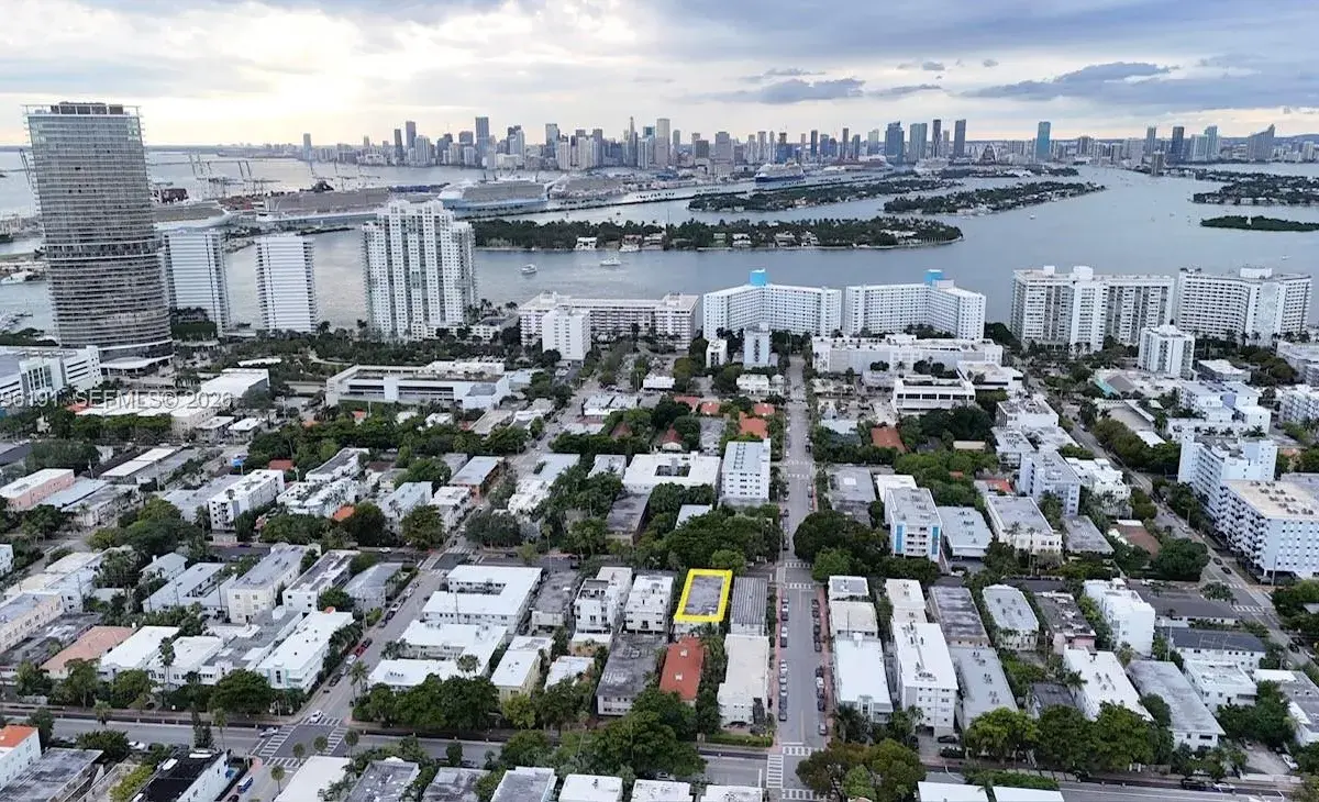 845 Michigan Ave, Miami Beach FL 33139