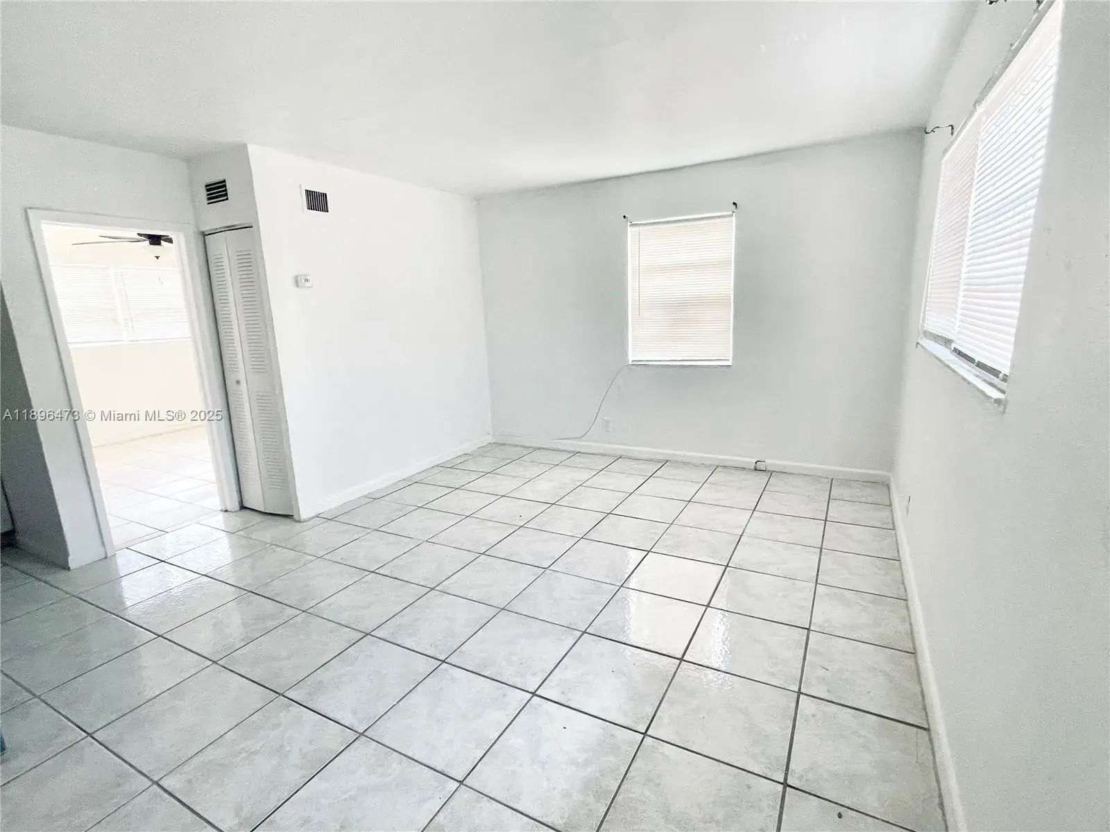 825 NW 9TH ST # 825, Hallandale Beach FL 33009