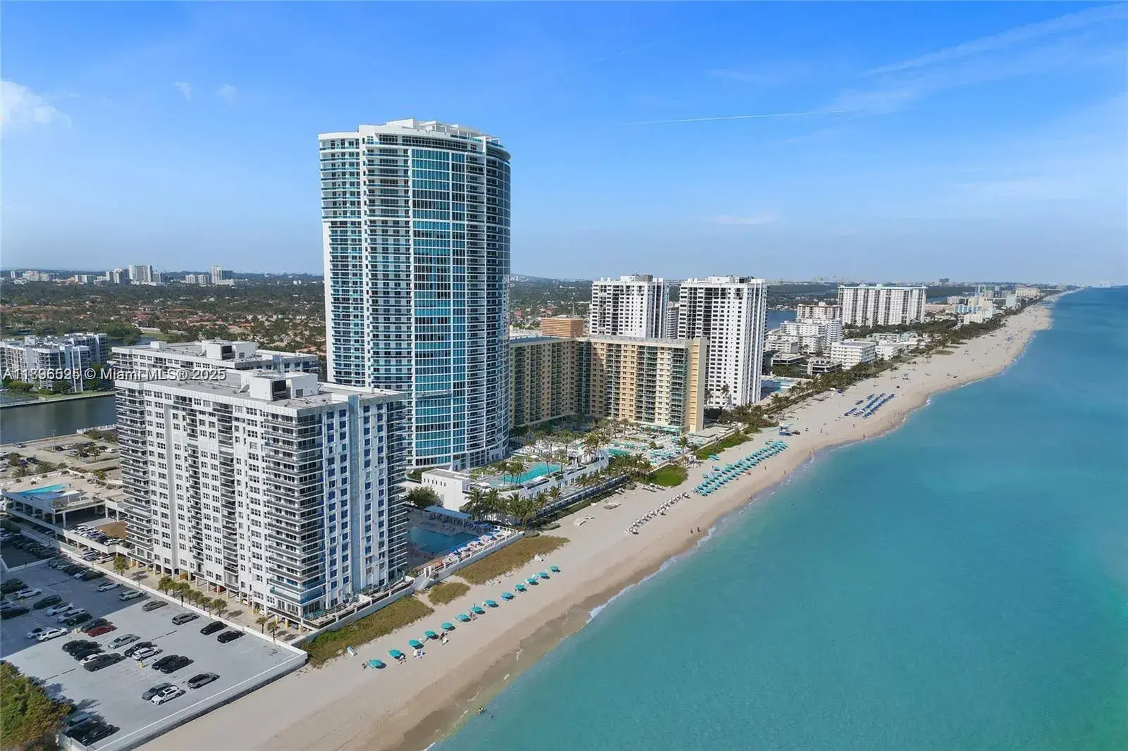 3 bedroom 2 bath Residential for sale at 2751 S Ocean Dr # 208N, Hollywood FL 33019