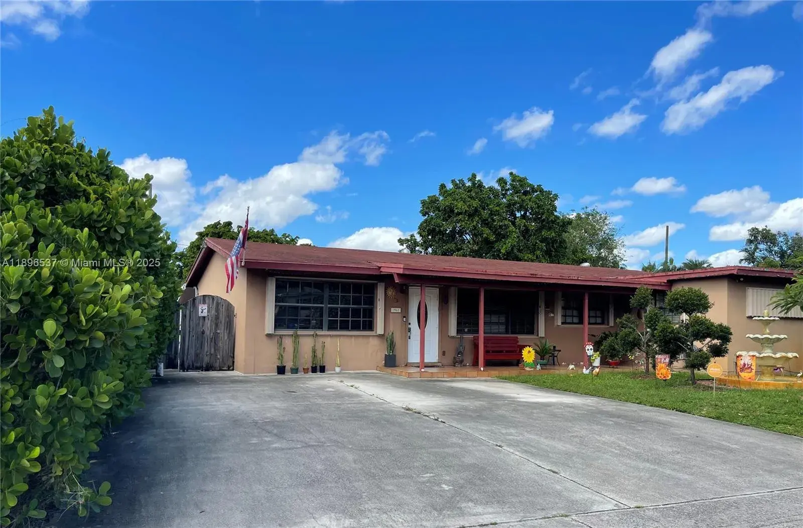 4 bedroom 2 bath Residential for sale at 1961 SW 36 Avenue, Fort Lauderdale FL 33312